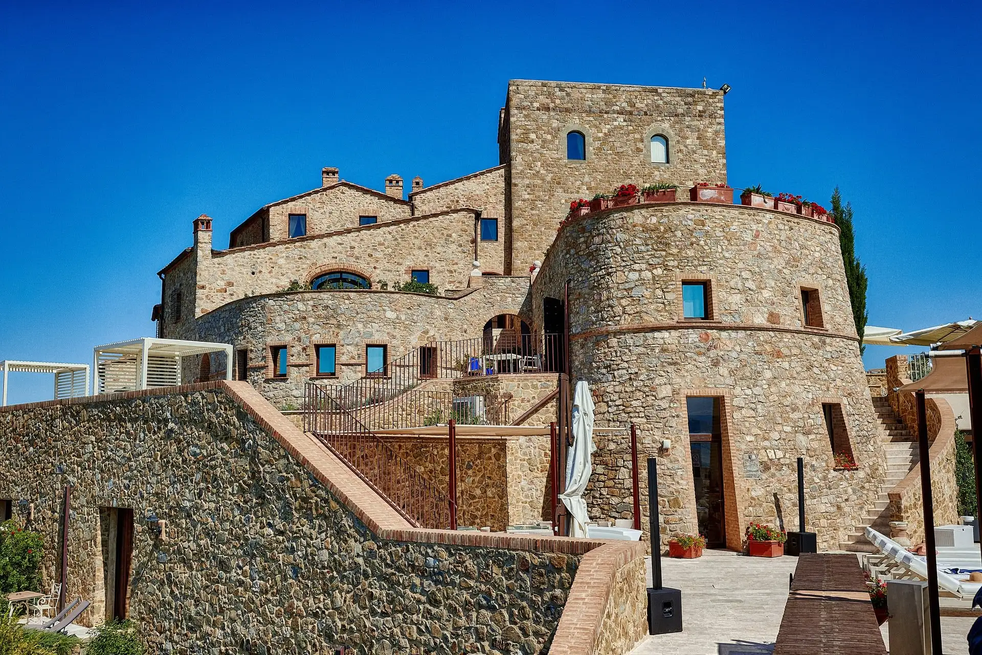 luxury castle wedding italy