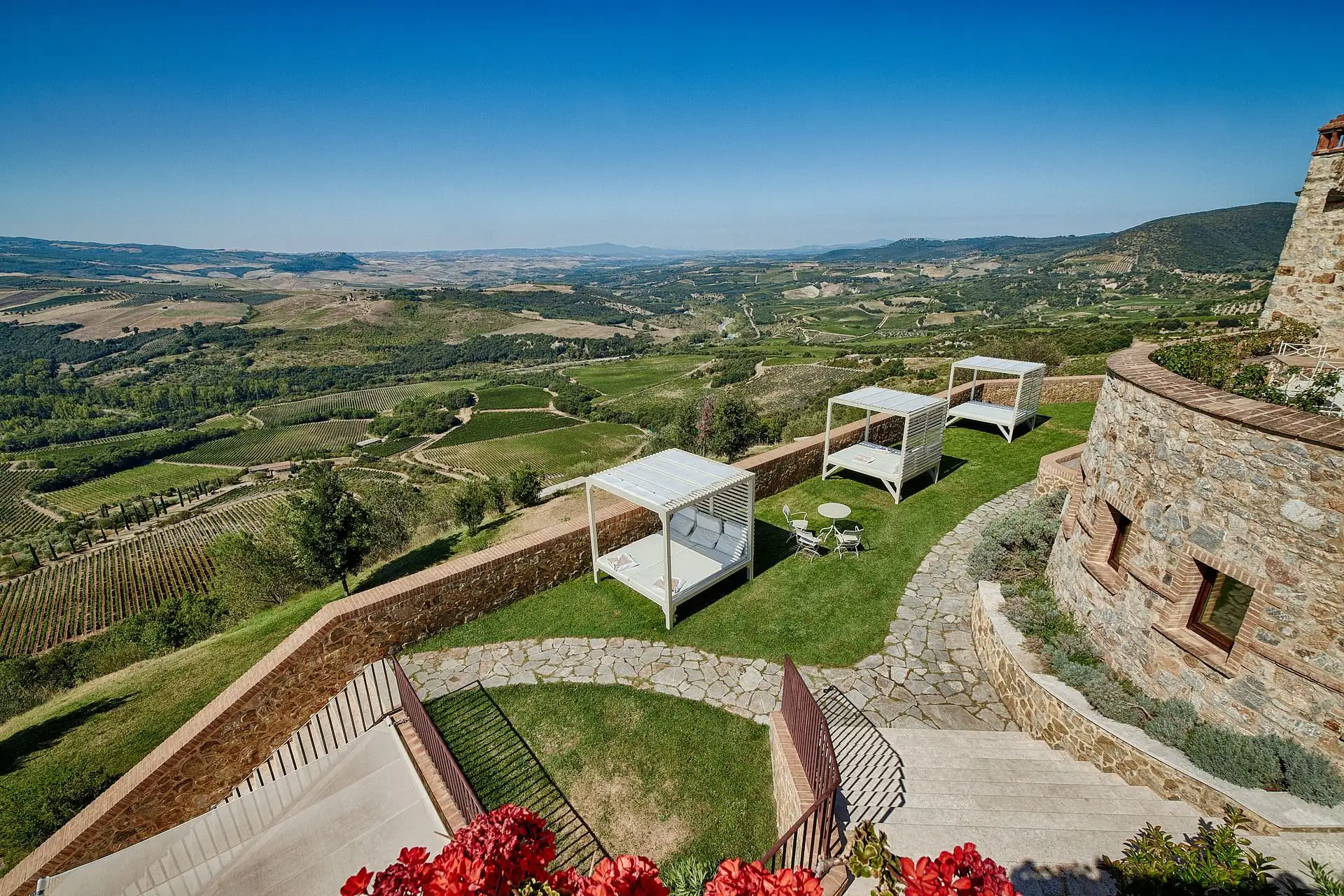 luxury castle wedding italy
