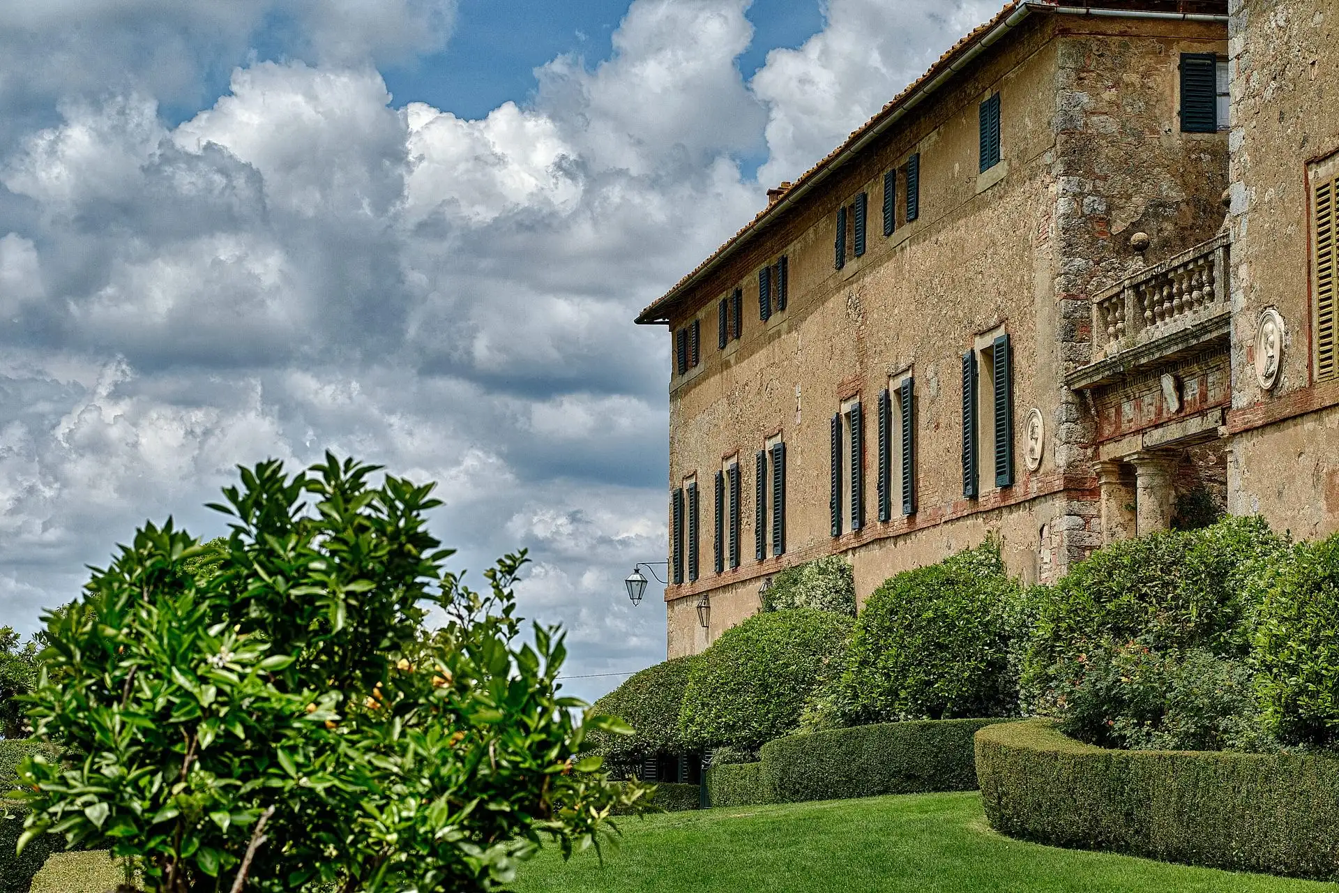 monteriggioni wedding near siena