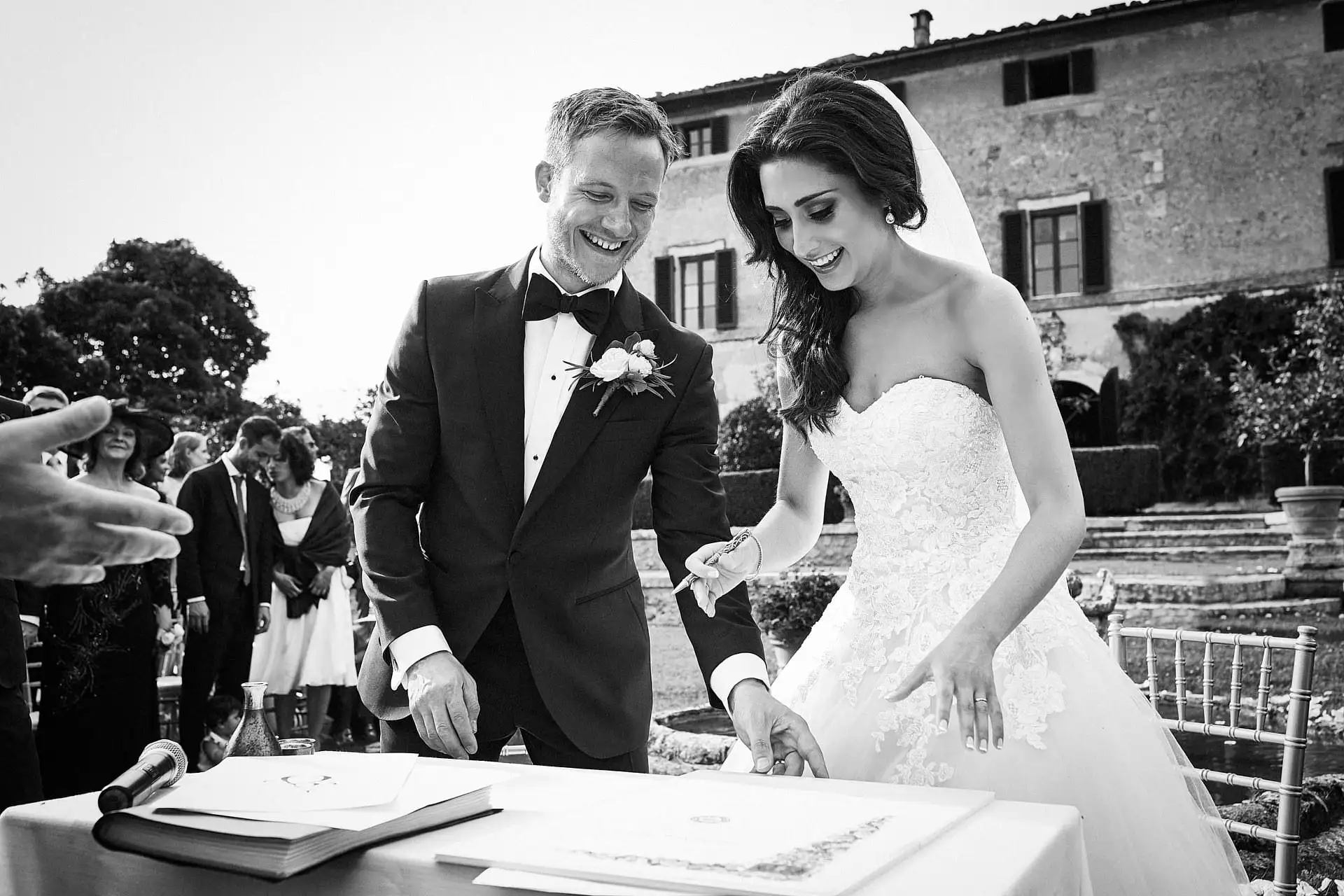 monteriggioni wedding near siena