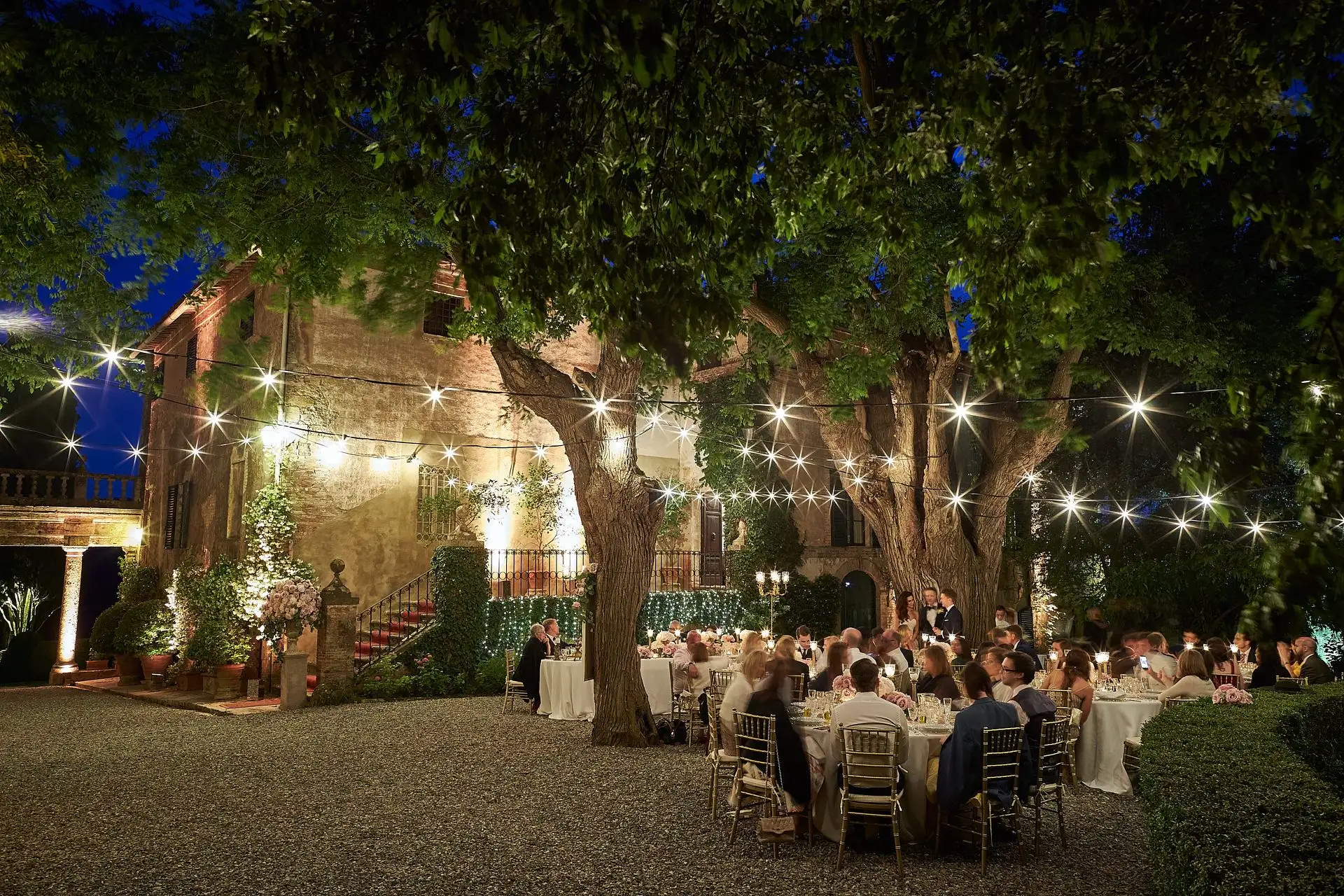 monteriggioni wedding near siena