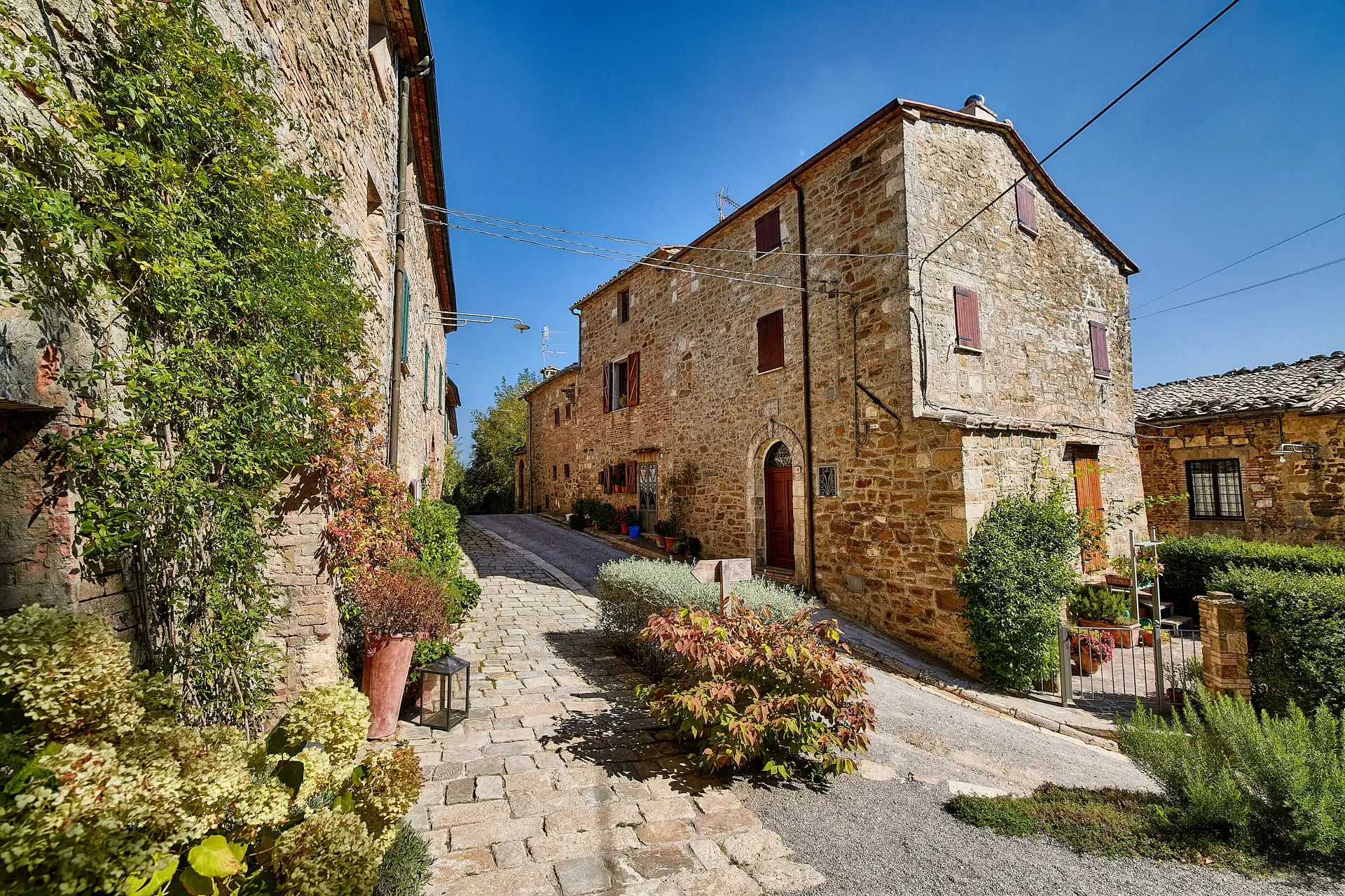 monteverdi tuscany wedding