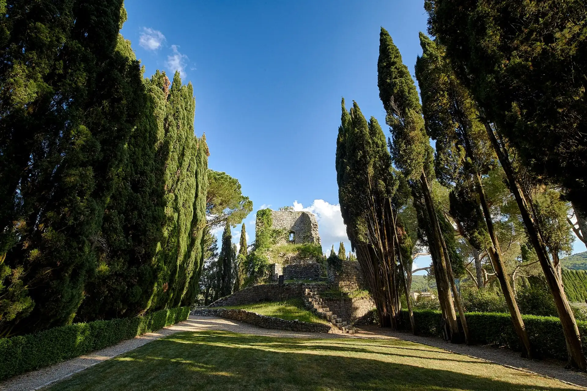 rosewood castiglion del bosco wedding