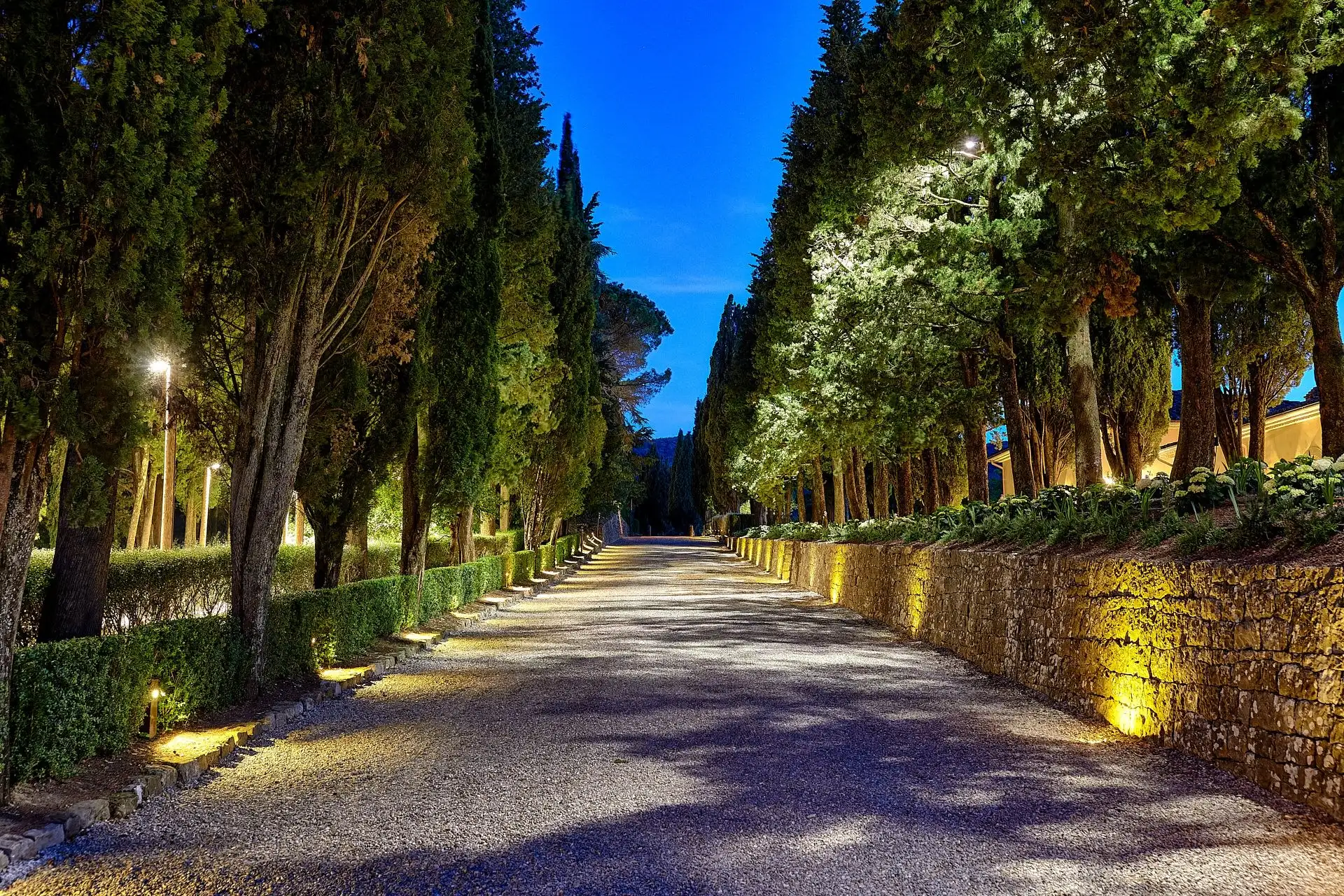 rosewood castiglion del bosco wedding