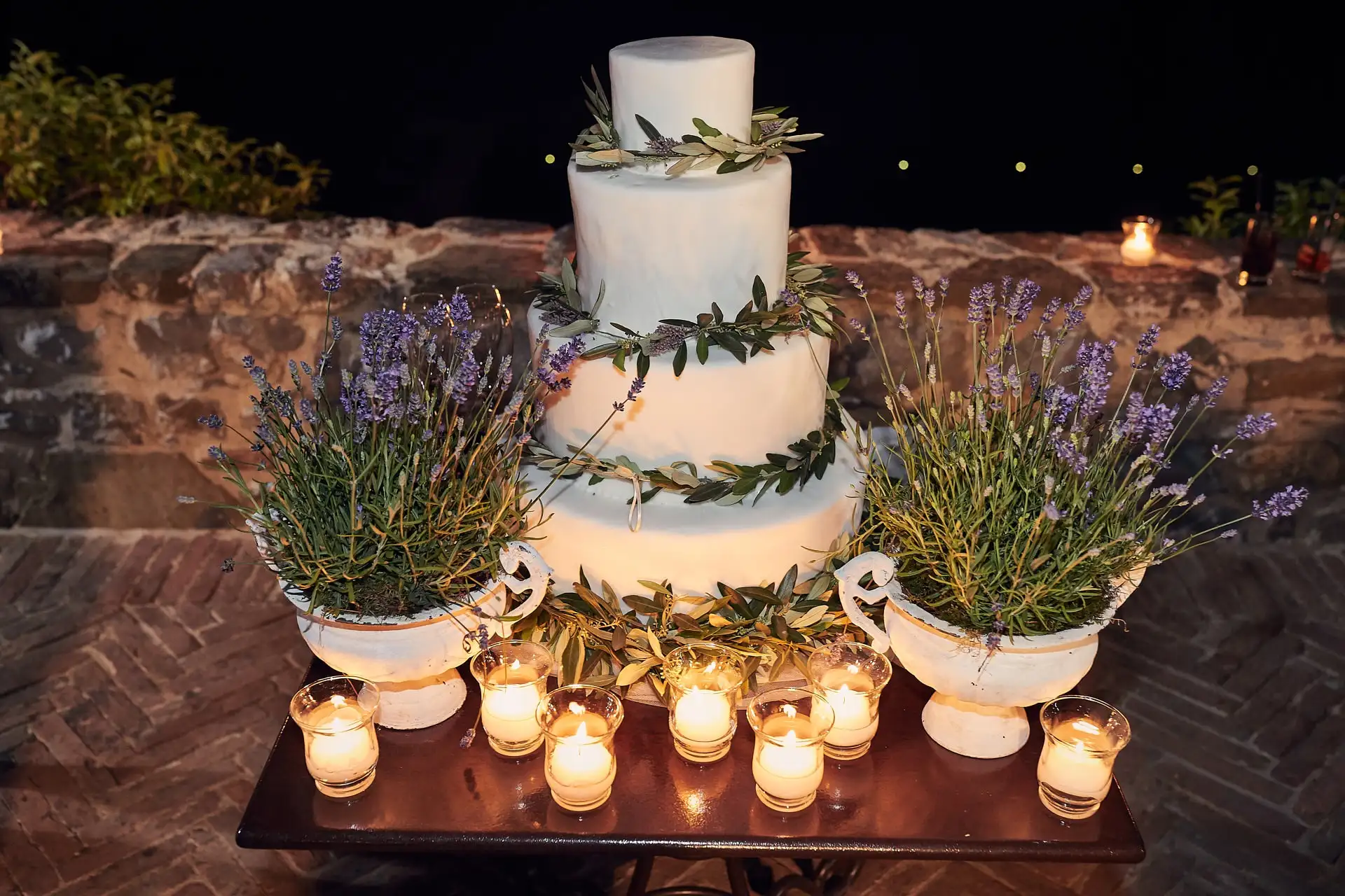 rosewood castiglion del bosco wedding