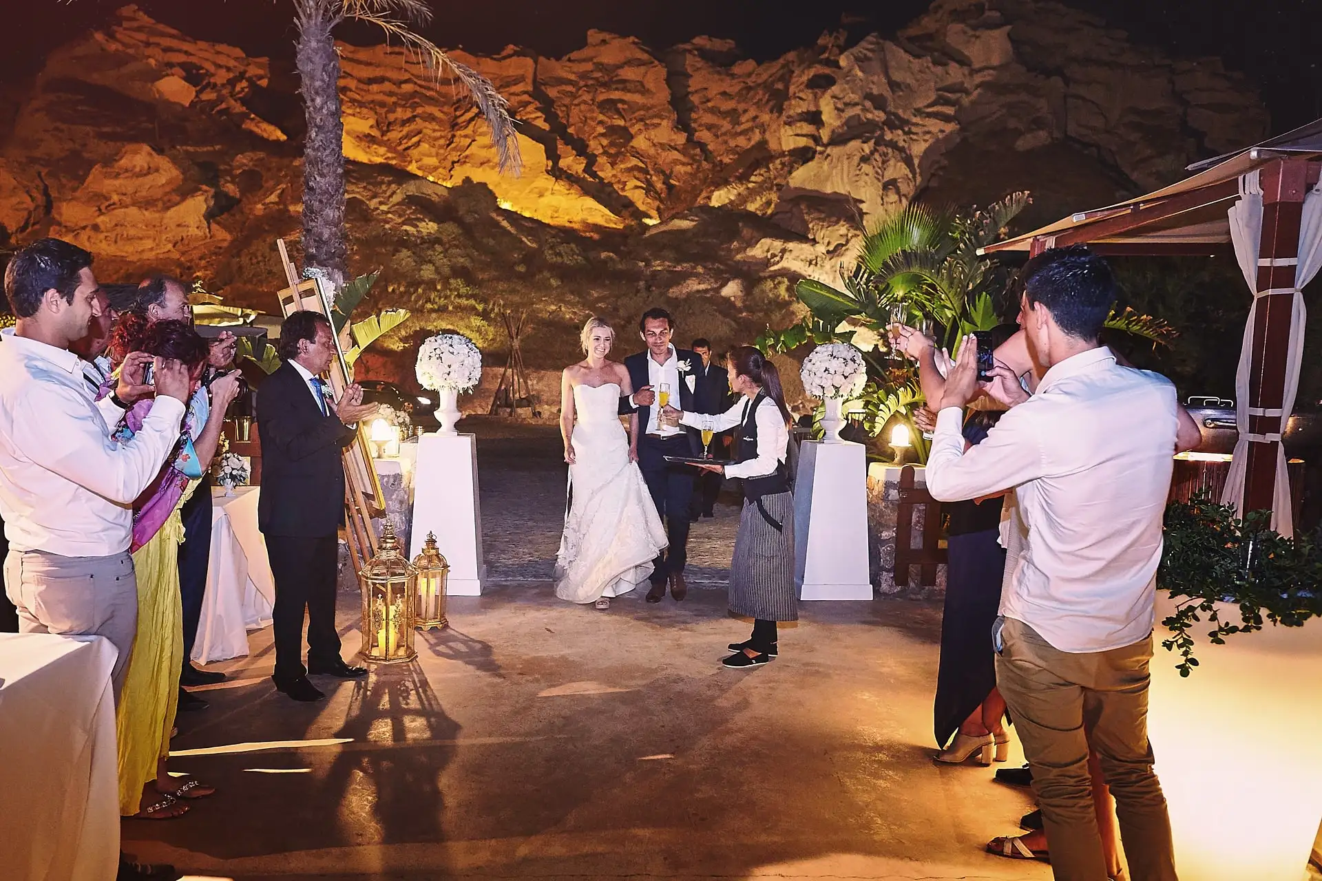 santorini wedding photographer