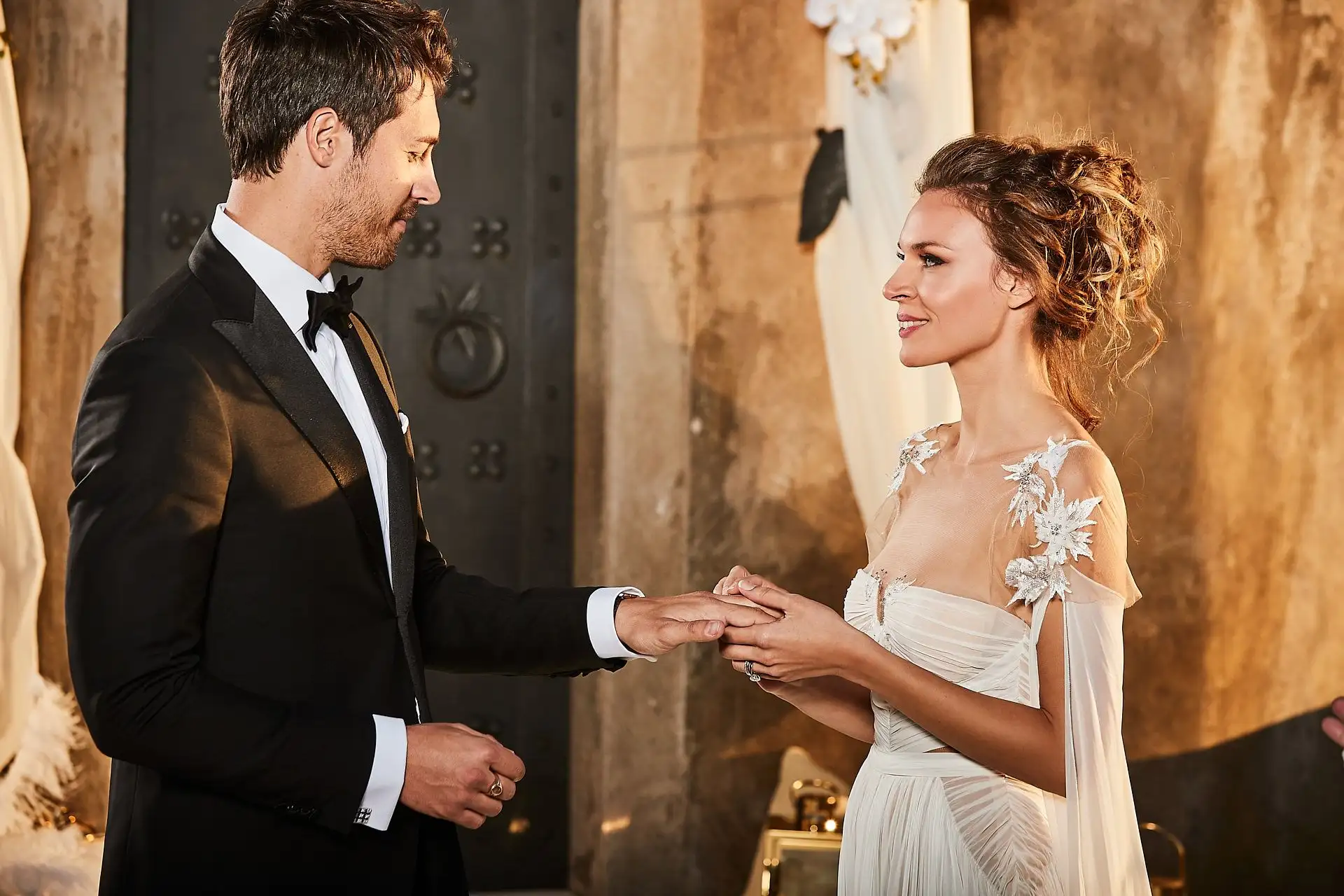 seaside elopement tuscany