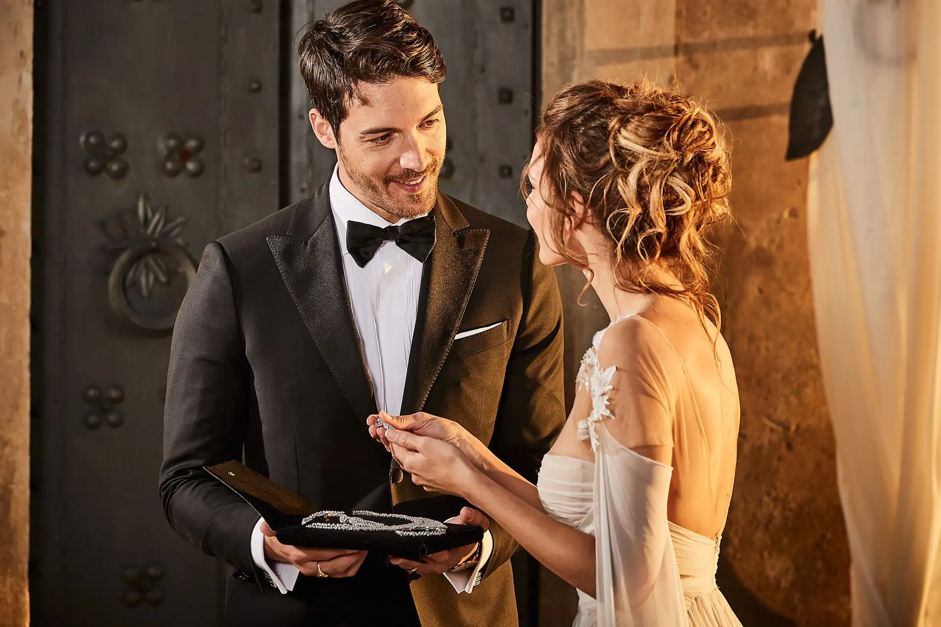 seaside elopement tuscany