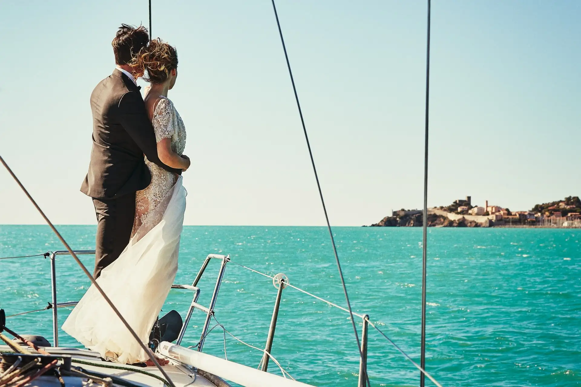 seaside elopement tuscany