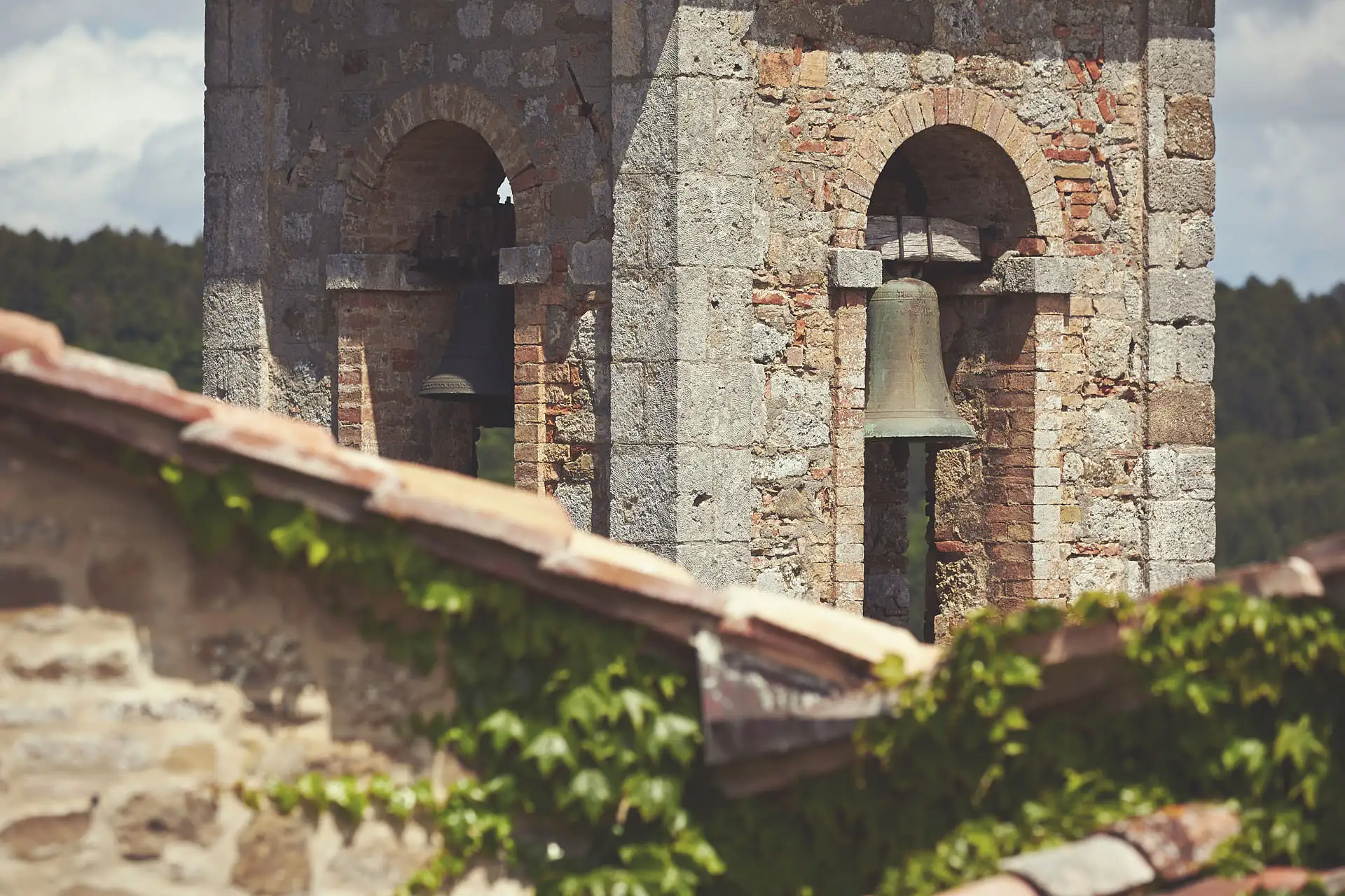sublime val d orcia wedding