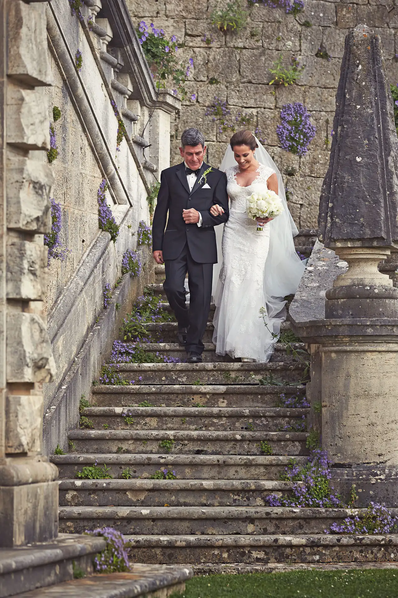 sublime val d orcia wedding