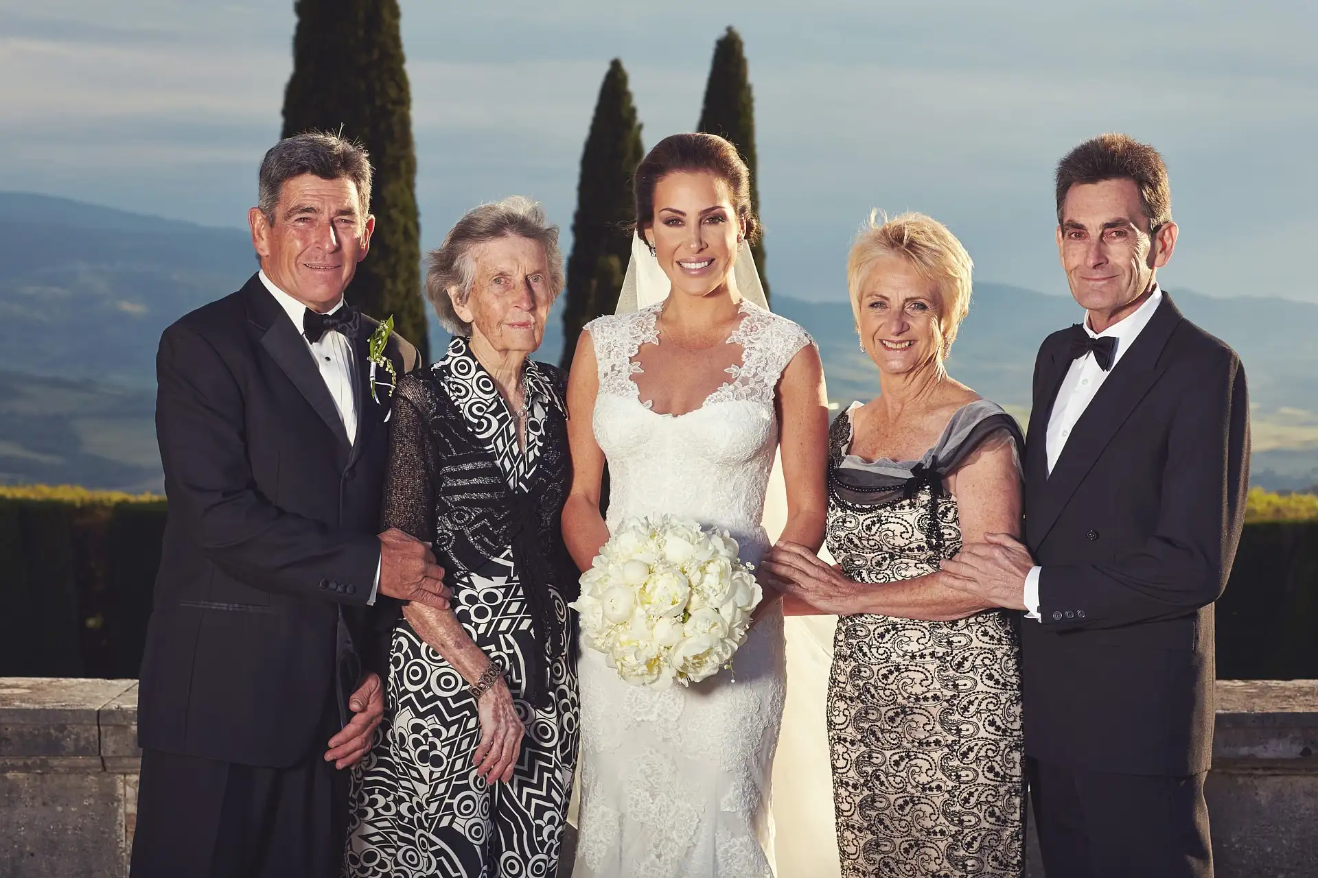 sublime val d orcia wedding