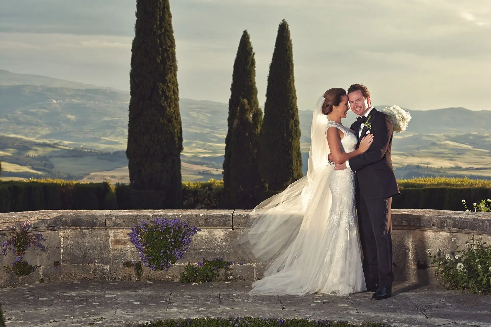 sublime val d orcia wedding