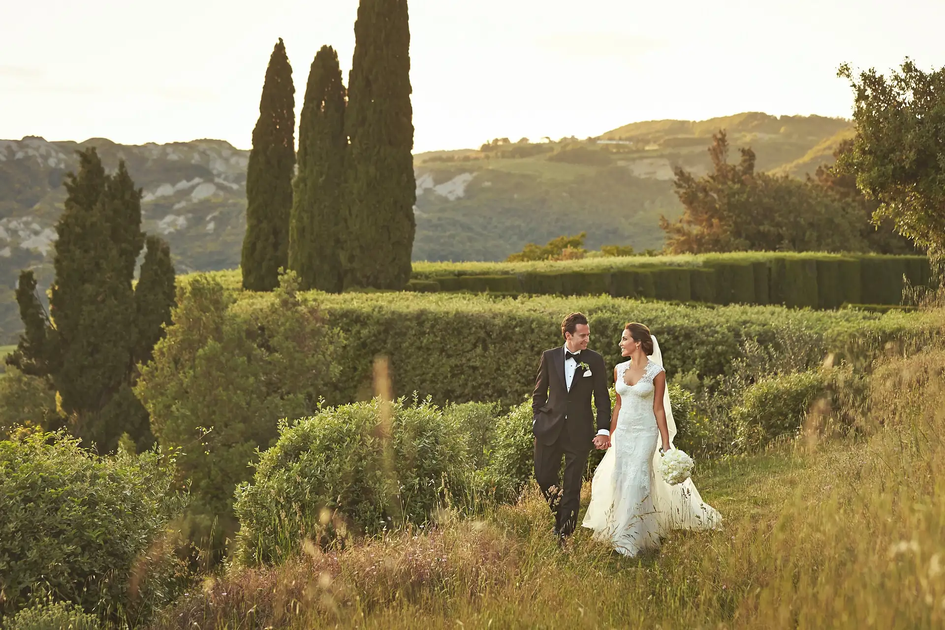 sublime val d orcia wedding