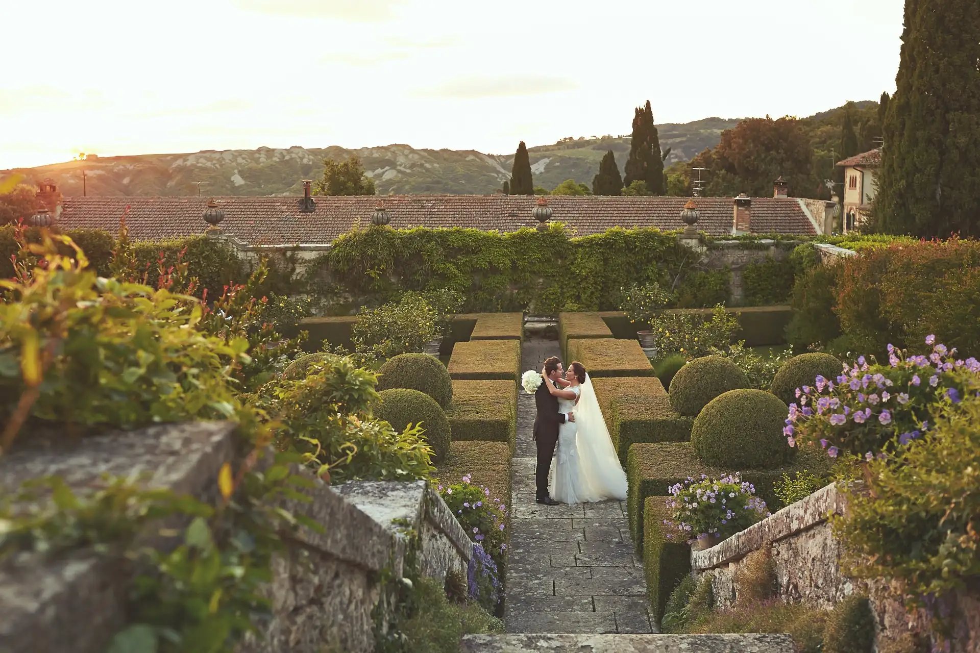 sublime val d orcia wedding
