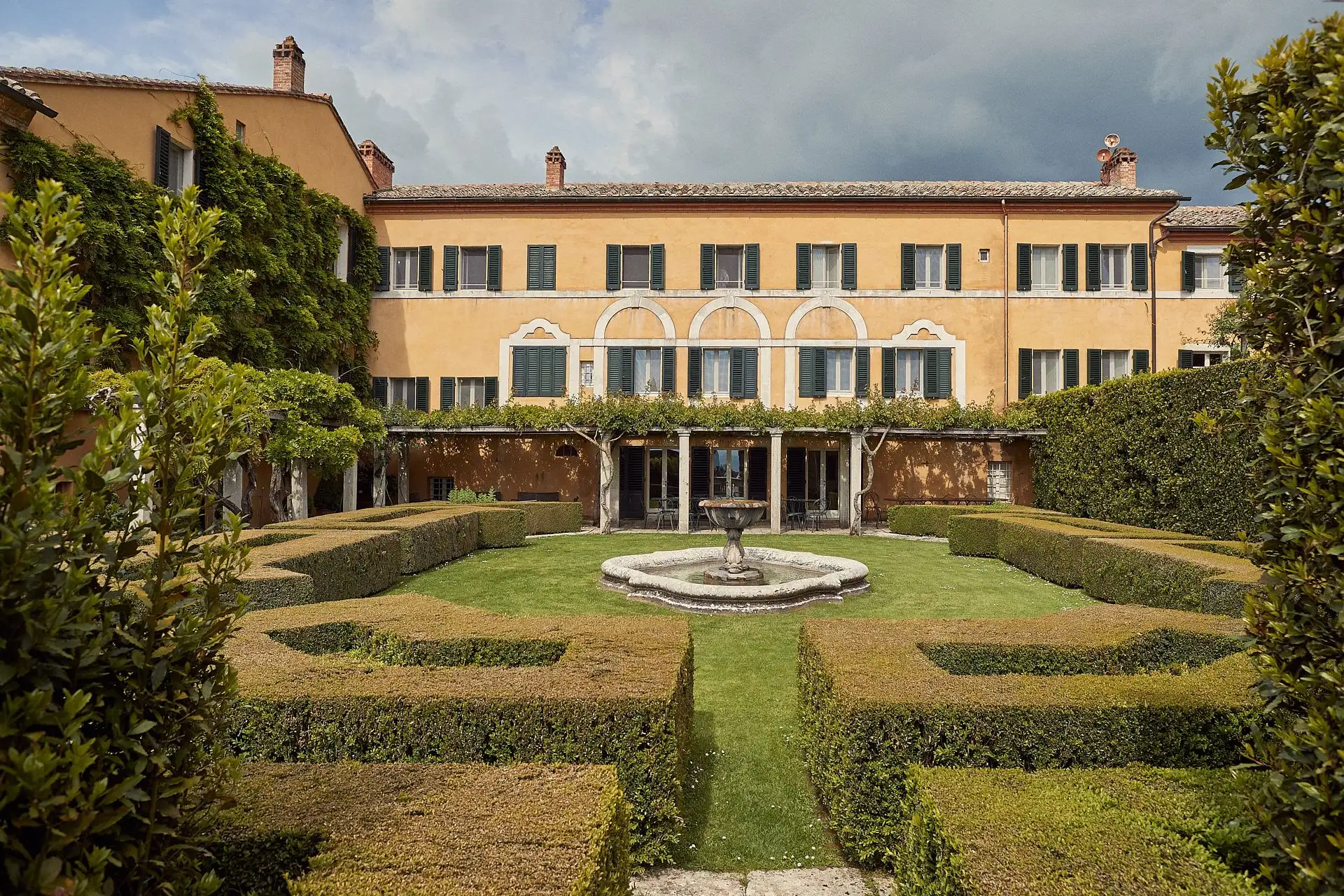 val d orcia wedding venue