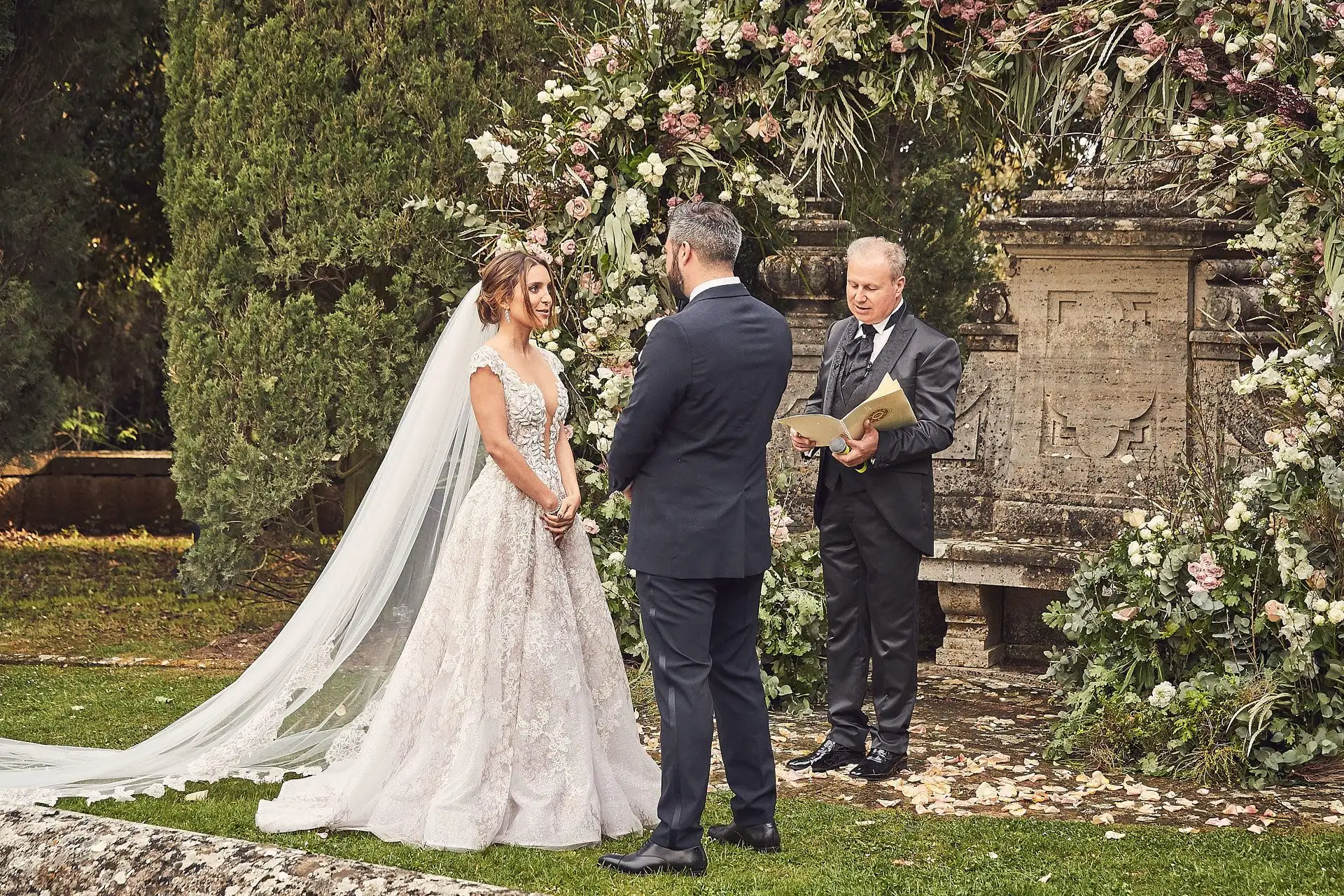 val d orcia wedding venue