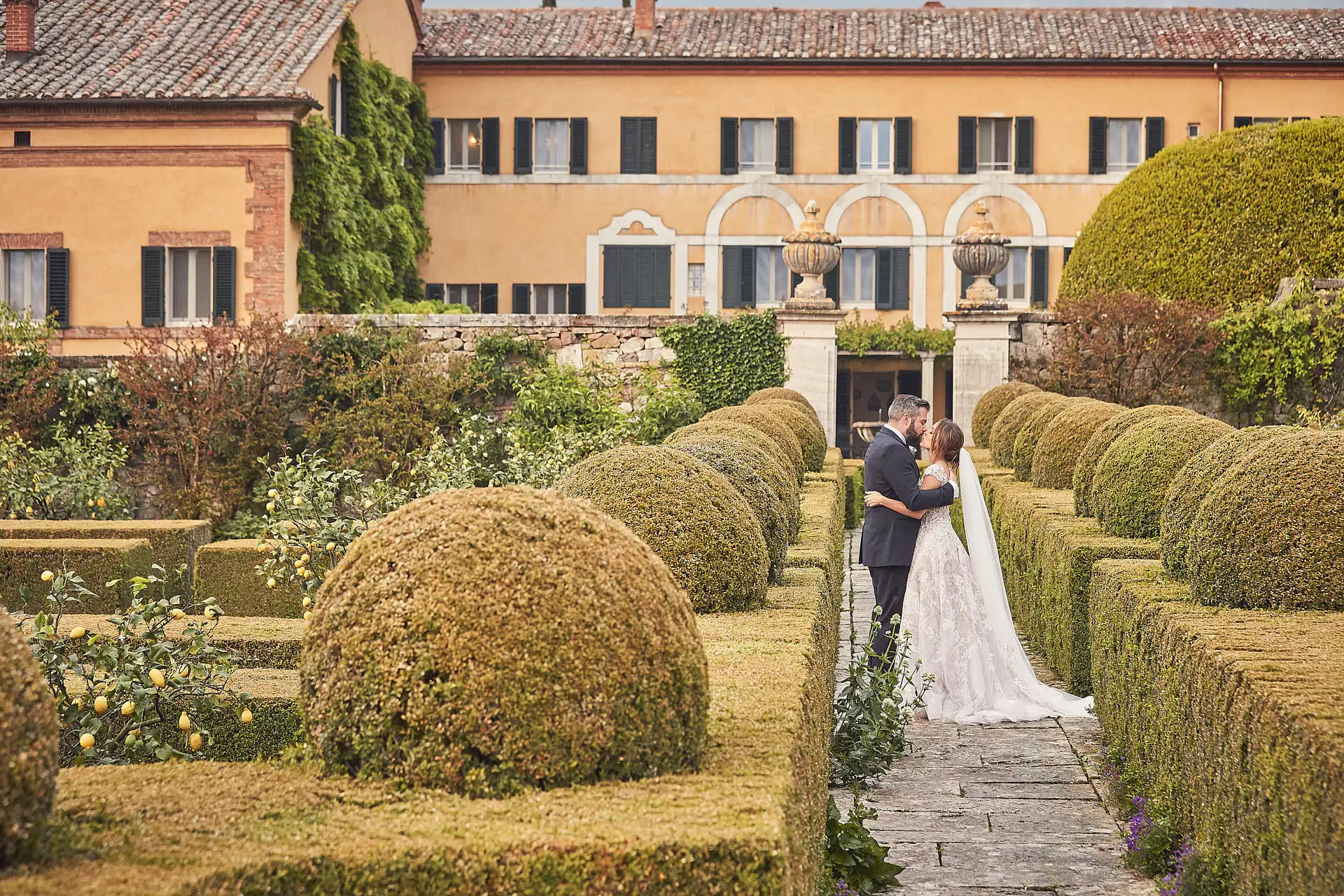 val d orcia wedding venue
