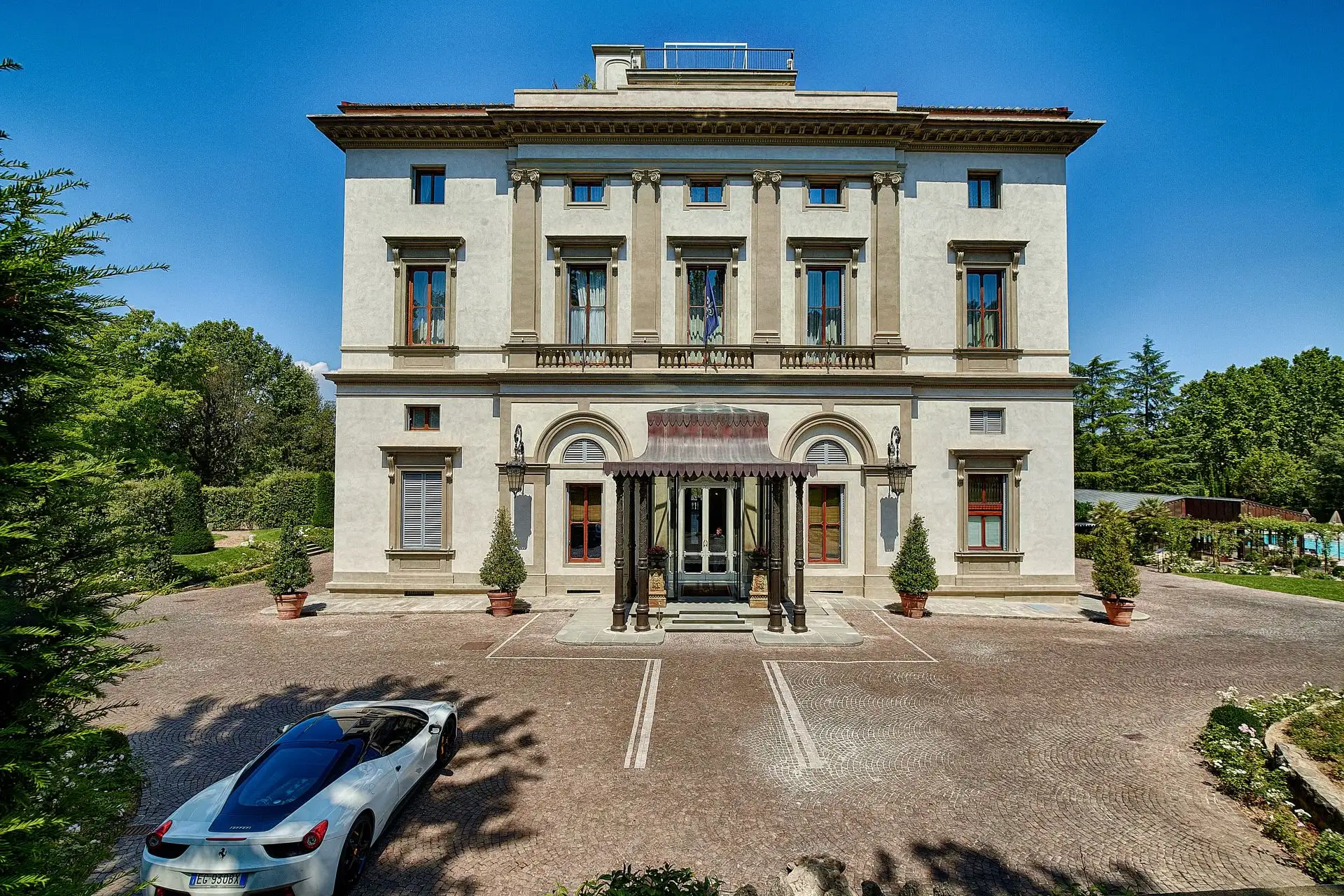 villa cora wedding