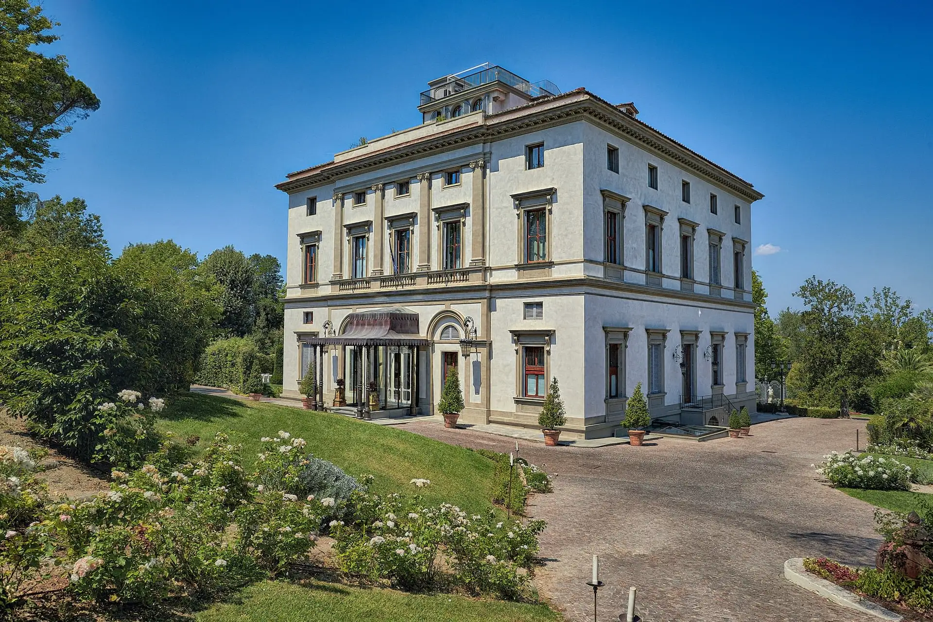 villa cora wedding