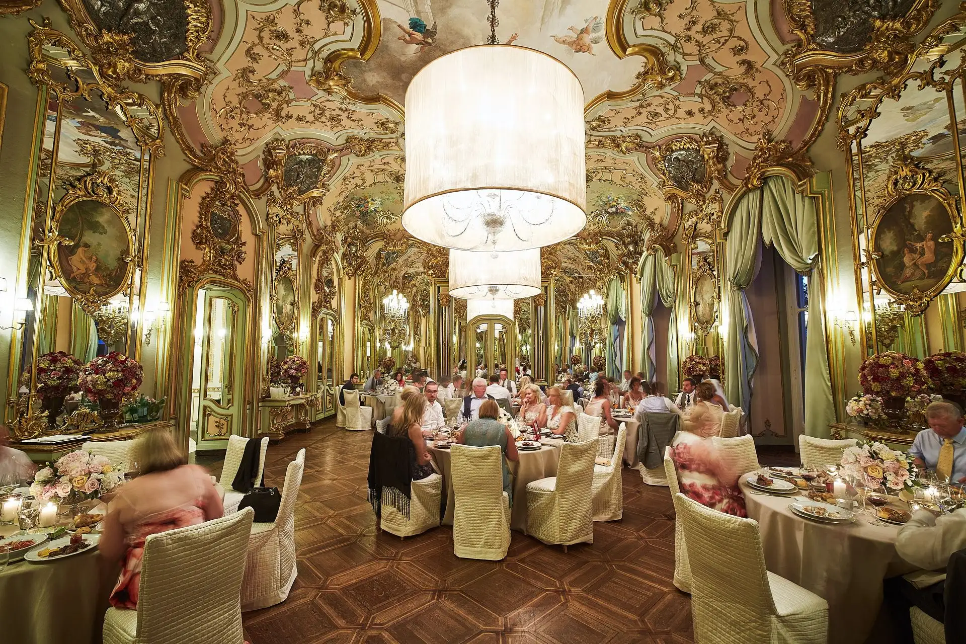 villa cora wedding