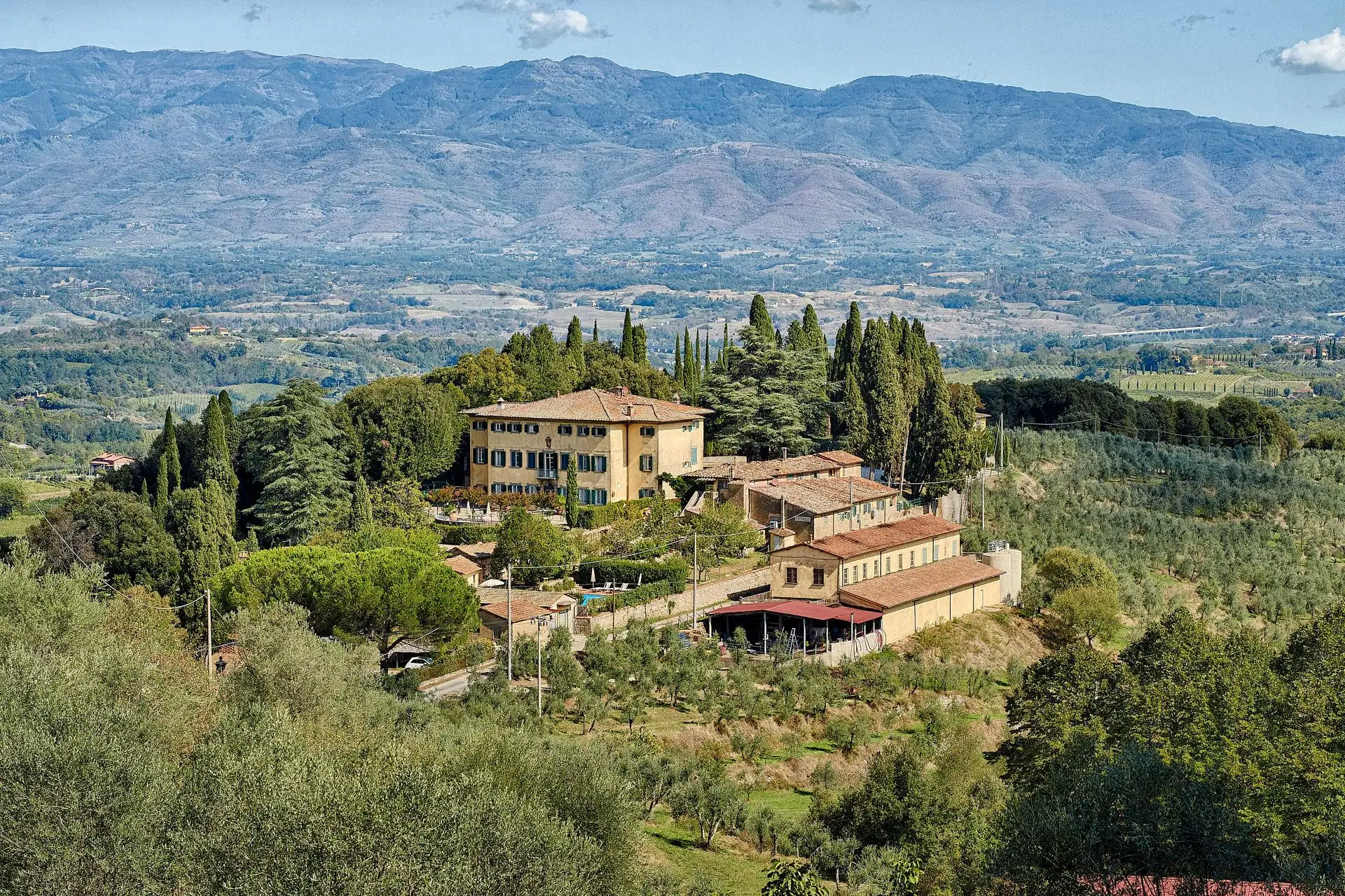 villa petrolo wedding in tuscany