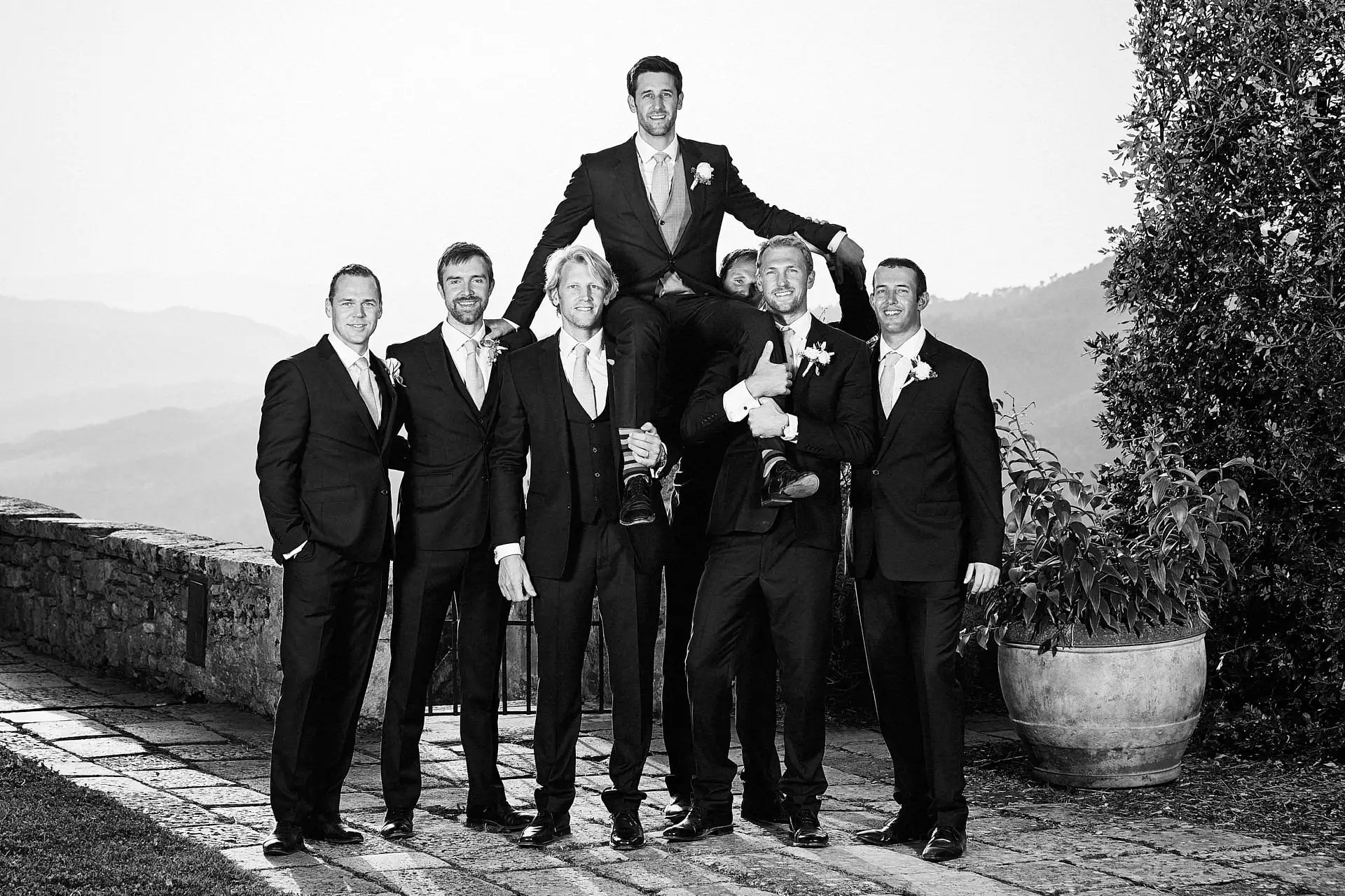 volterra wedding photographer borgo pignano