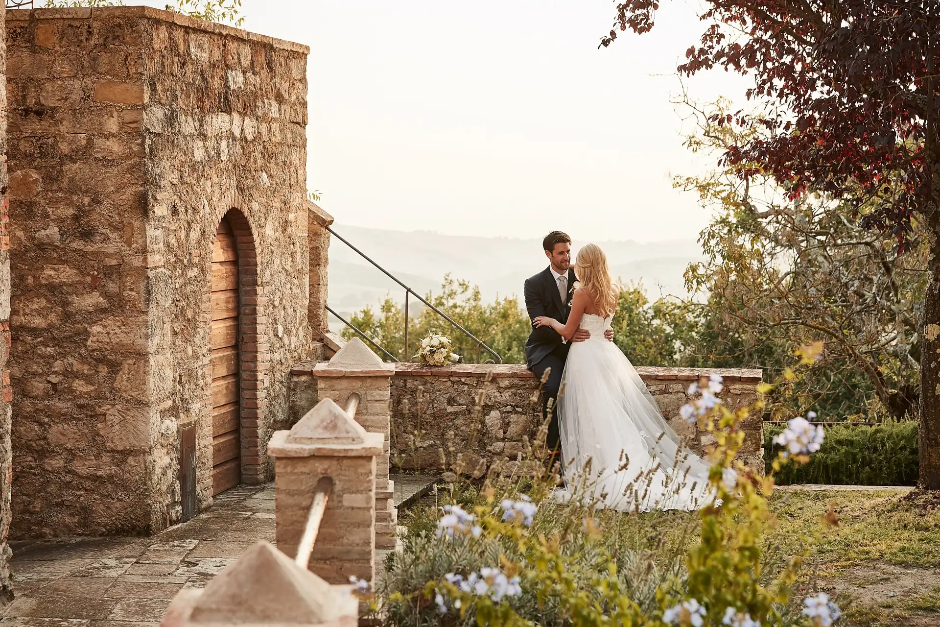 volterra wedding photographer borgo pignano