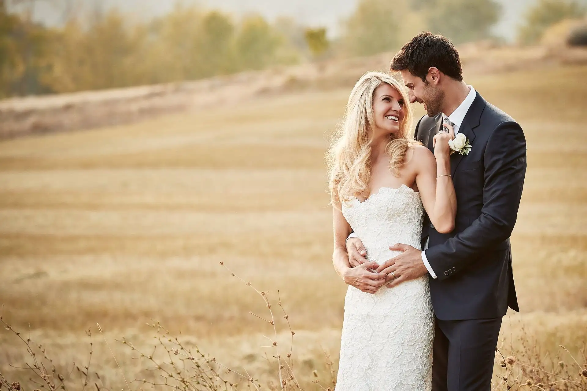 volterra wedding photographer borgo pignano