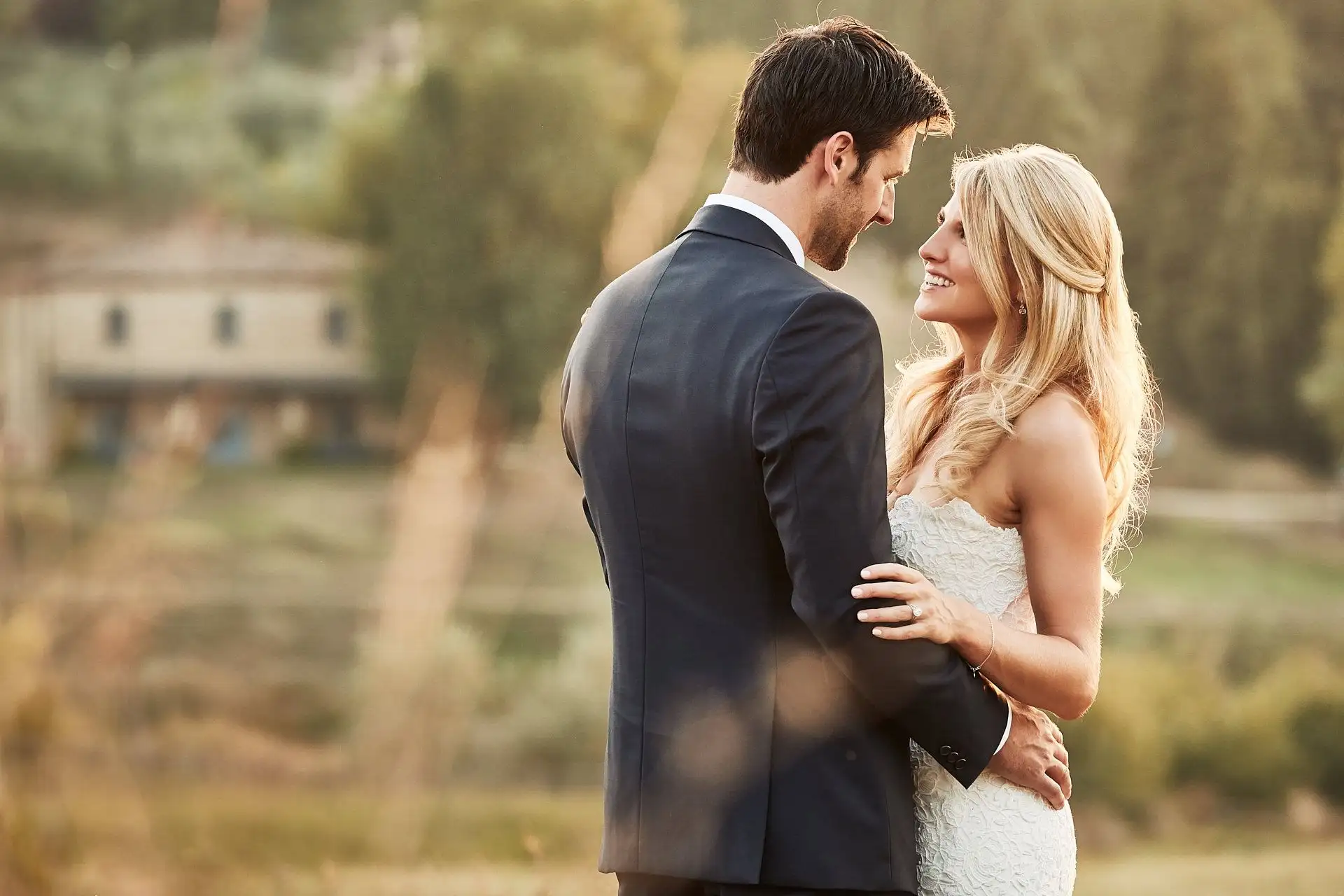 volterra wedding photographer borgo pignano