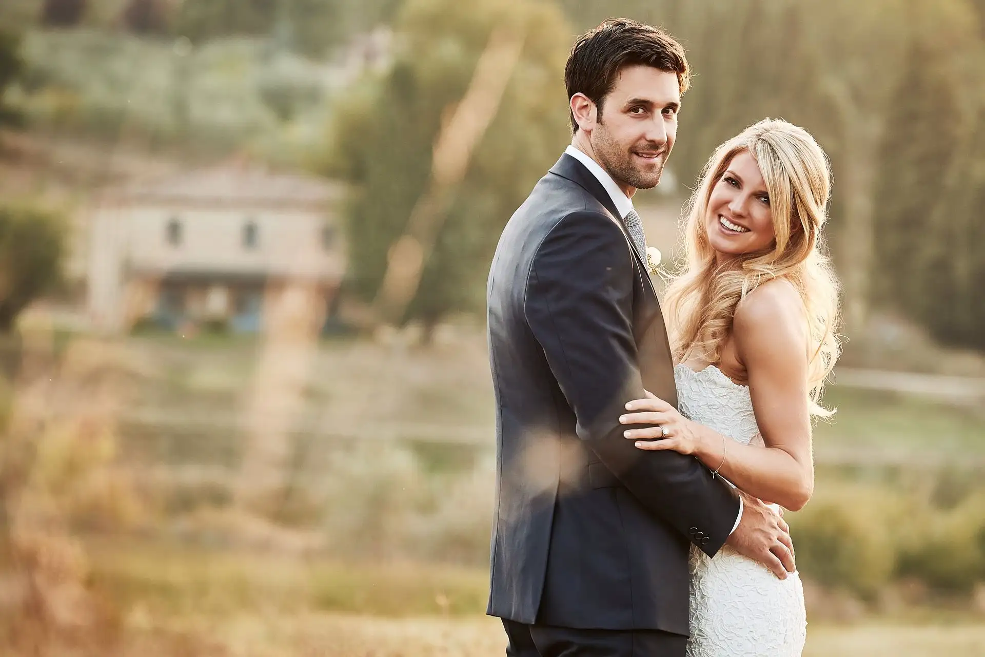 volterra wedding photographer borgo pignano