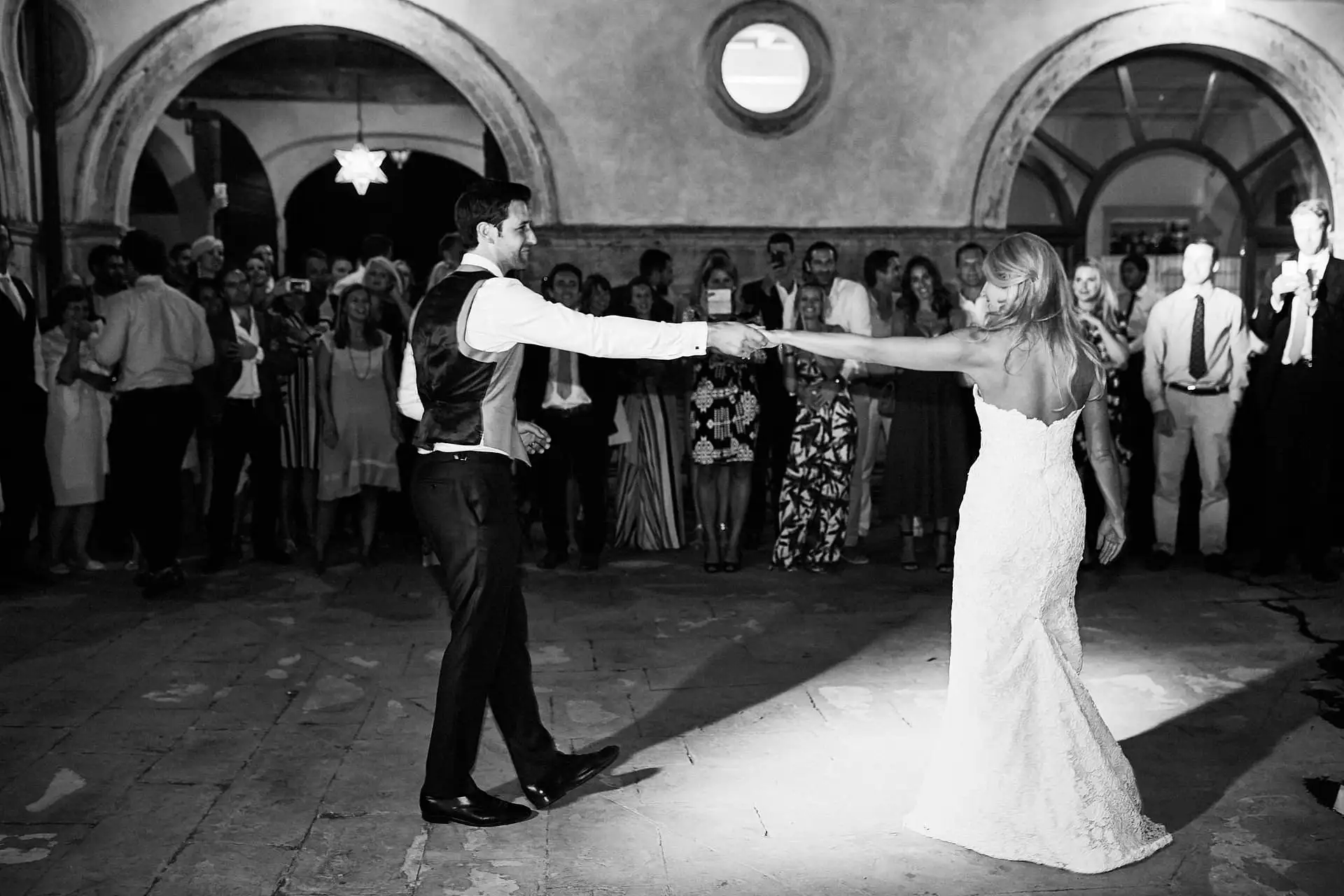 volterra wedding photographer borgo pignano