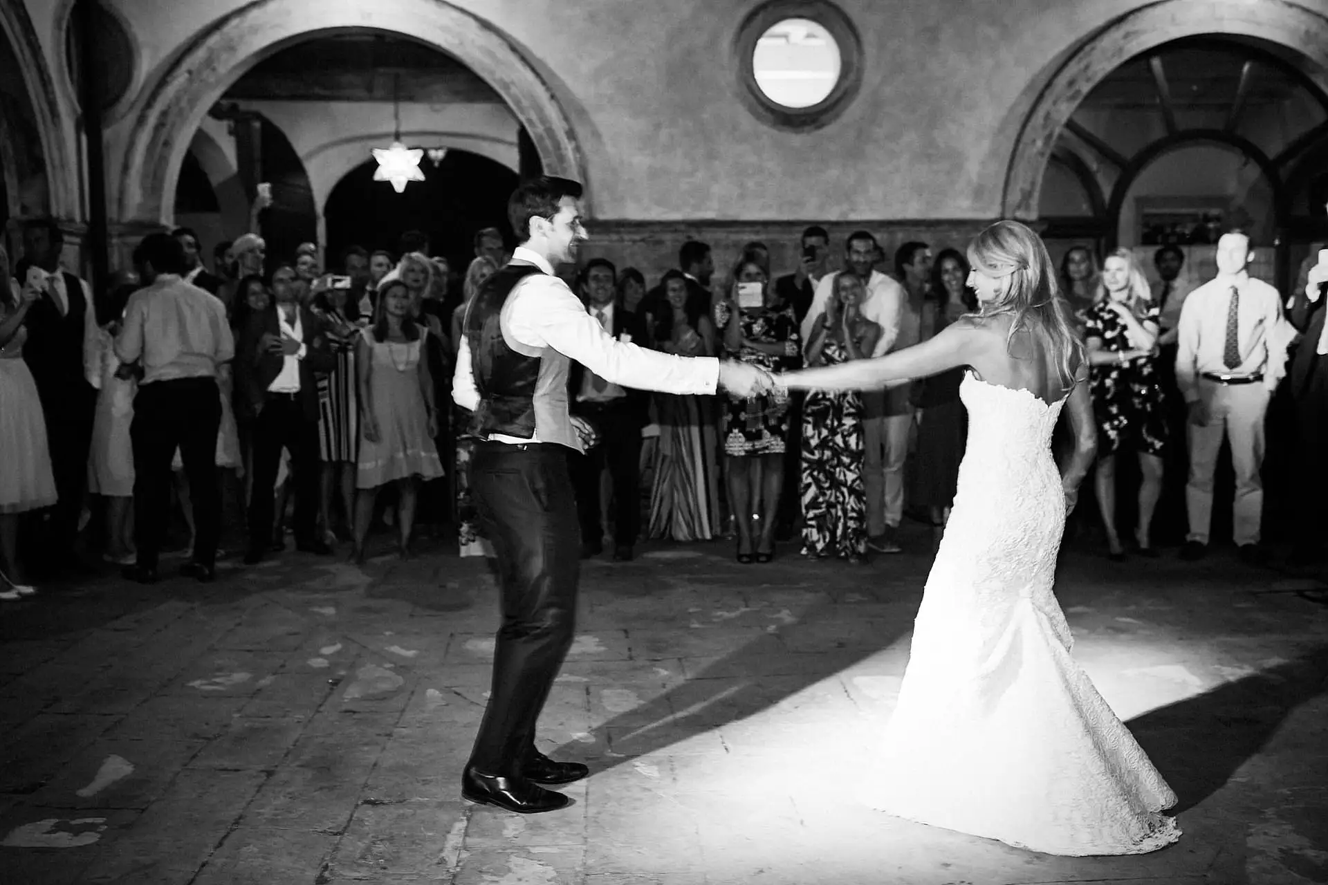 volterra wedding photographer borgo pignano