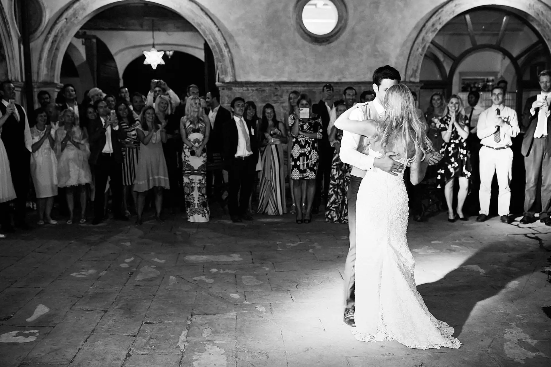 volterra wedding photographer borgo pignano