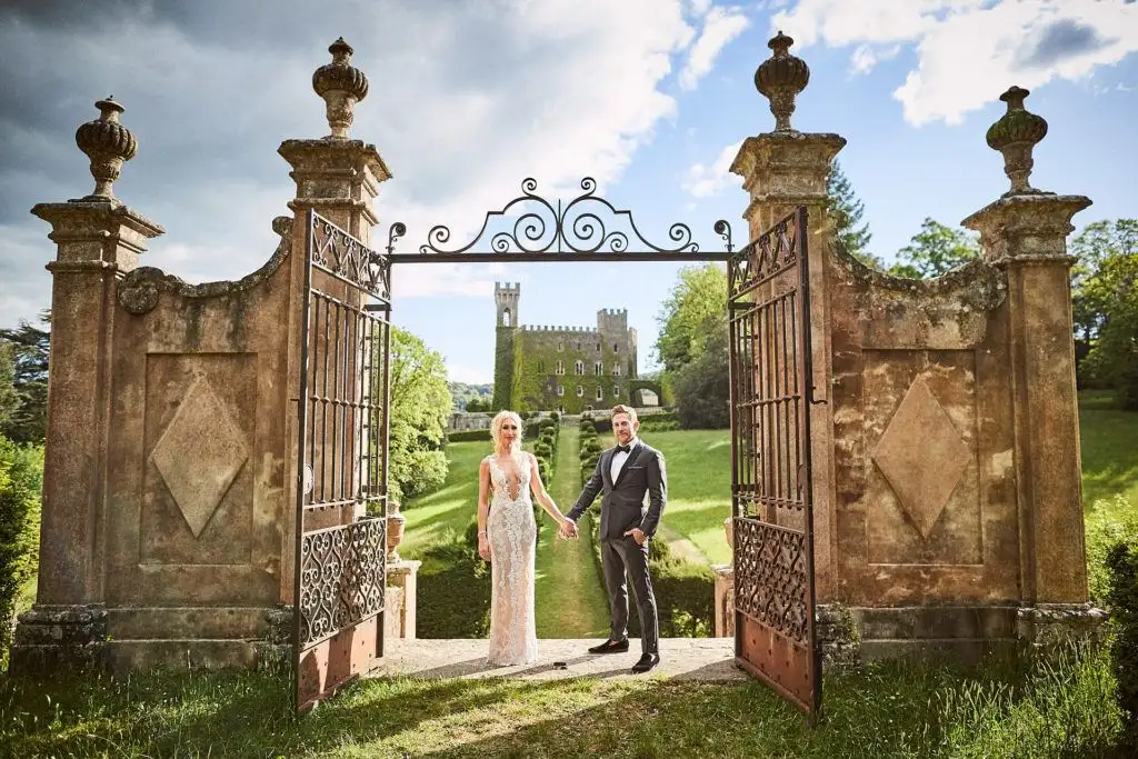 vow renewal in tuscany italy
