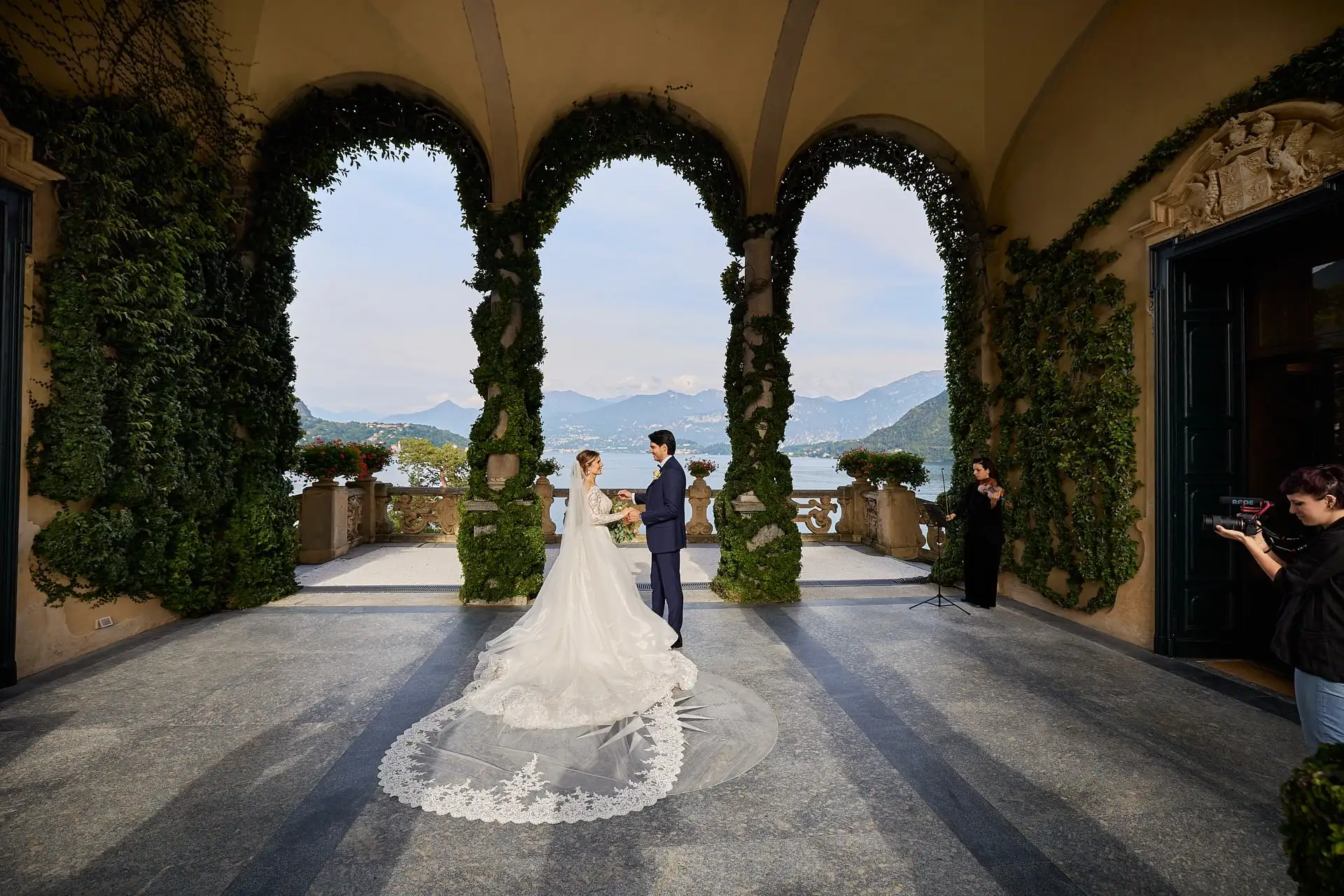 lake como elopement