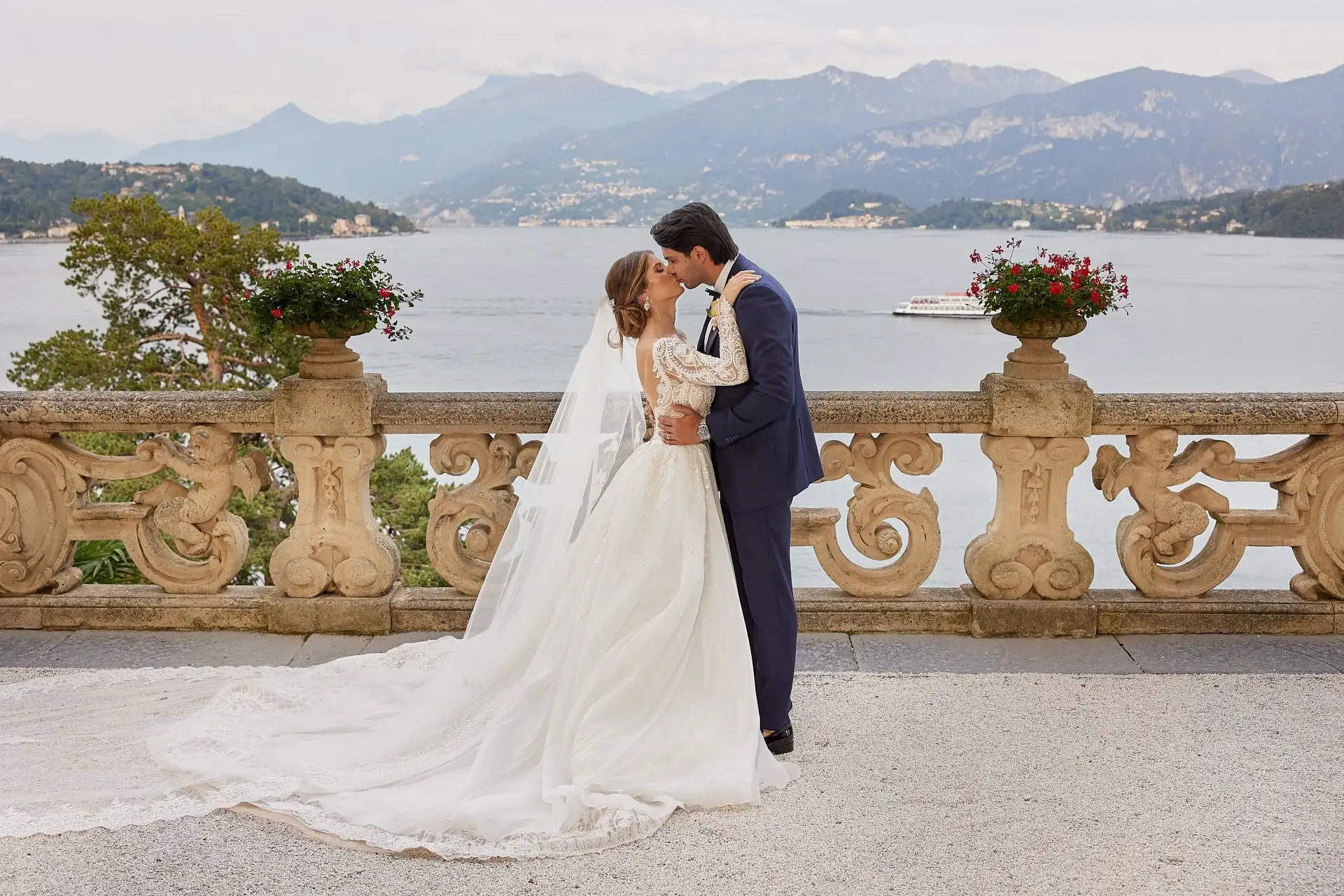 lake como elopement