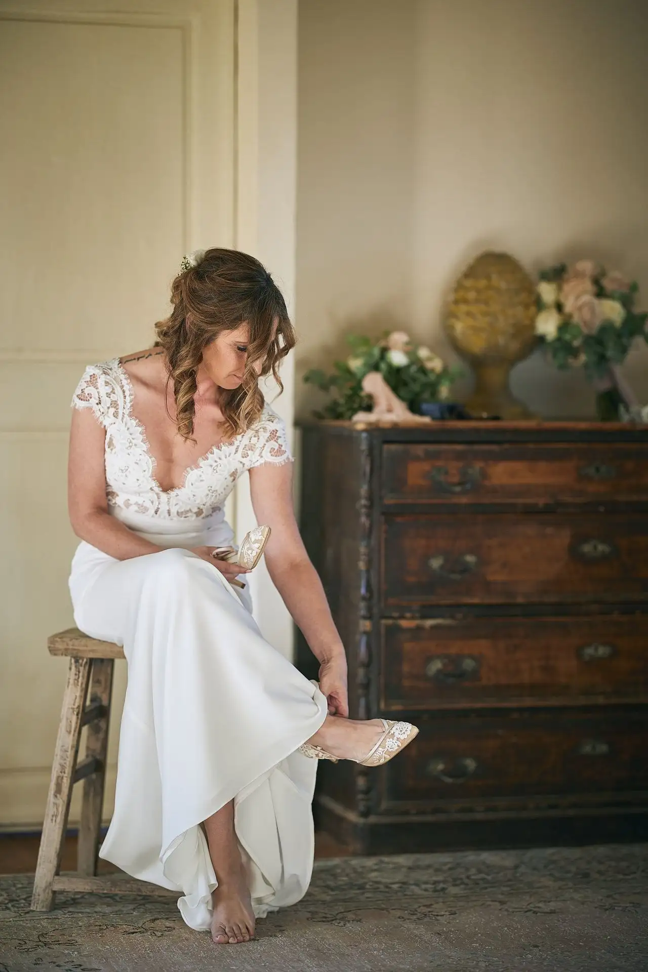 lesbian elopement wedding in italy