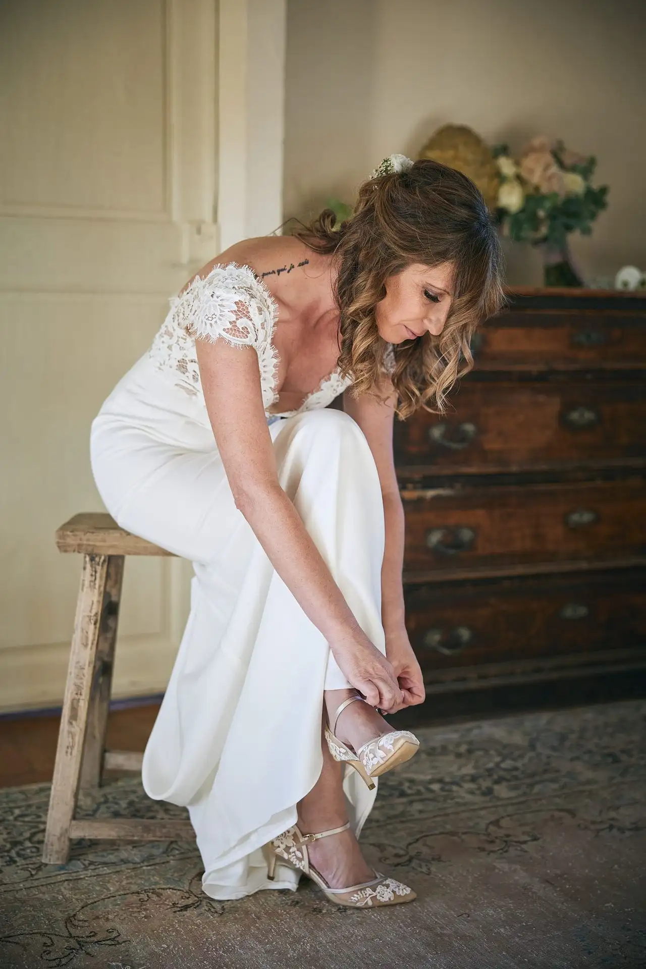 lesbian elopement wedding in italy