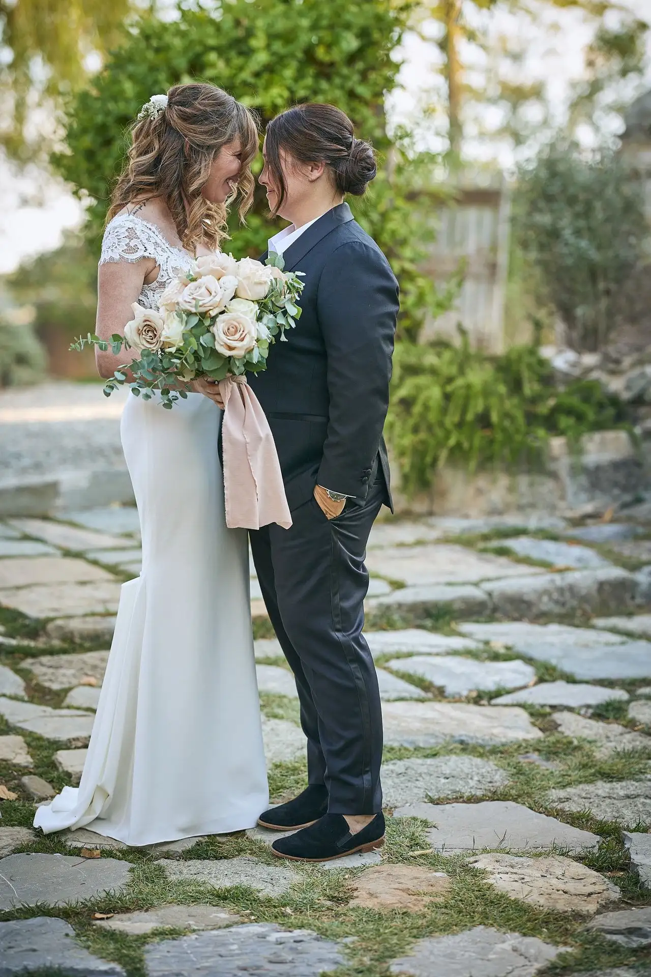 lesbian elopement wedding in italy