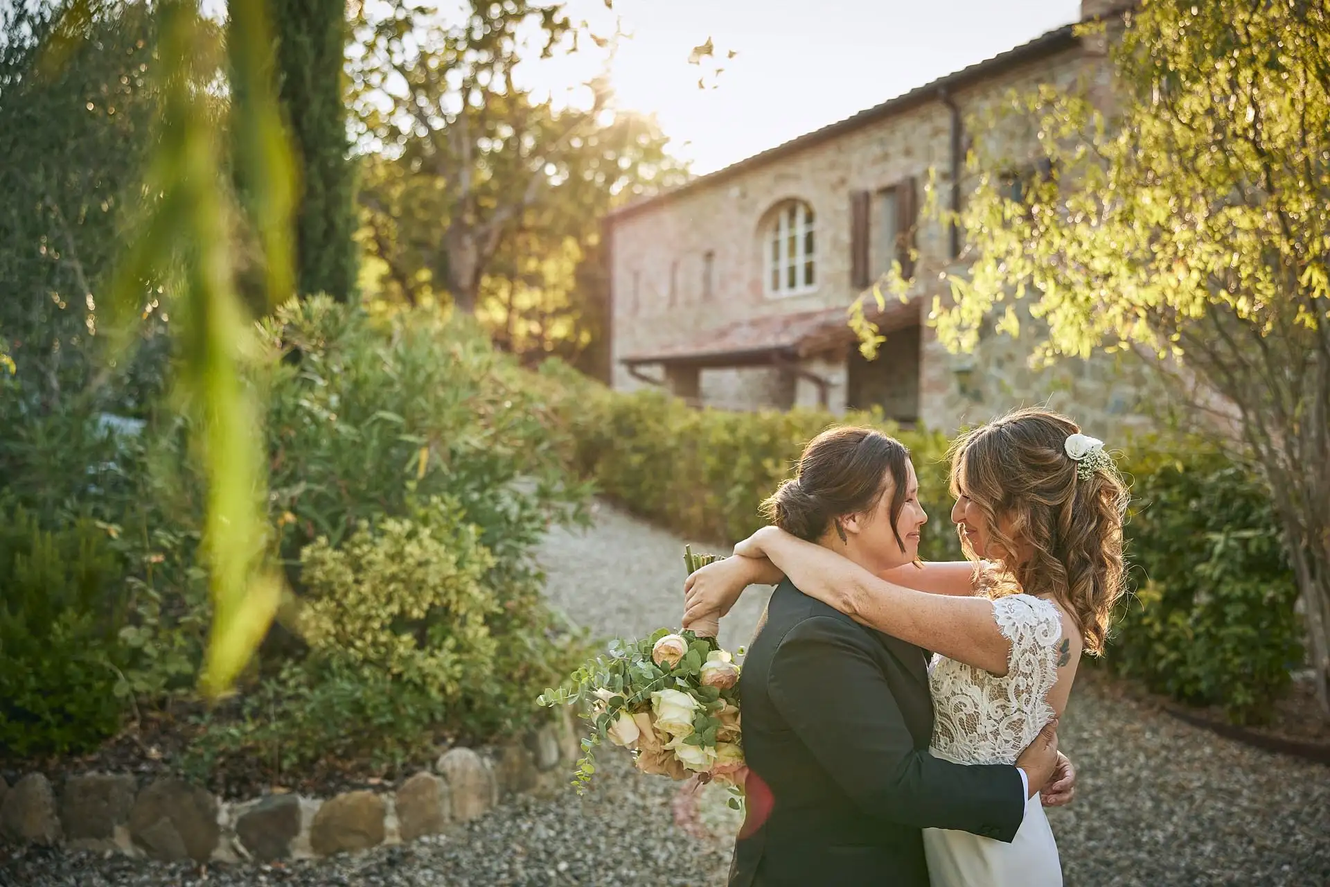 lesbian elopement wedding in italy