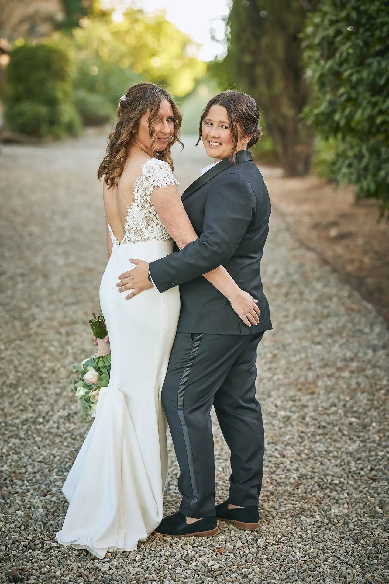 lesbian elopement wedding in italy