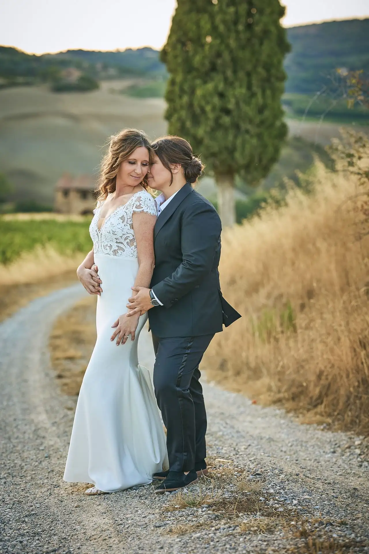 lesbian elopement wedding in italy