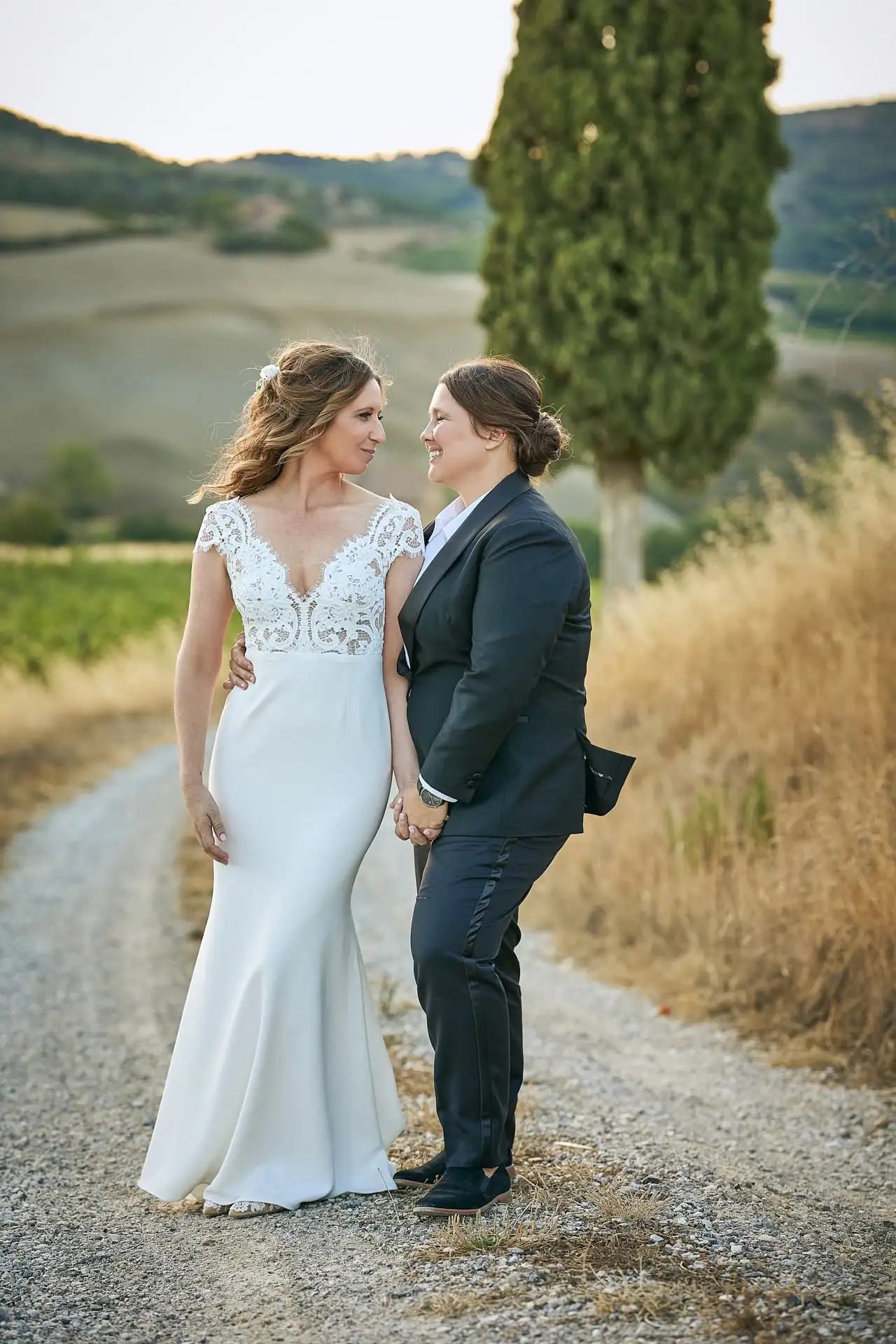 lesbian elopement wedding in italy