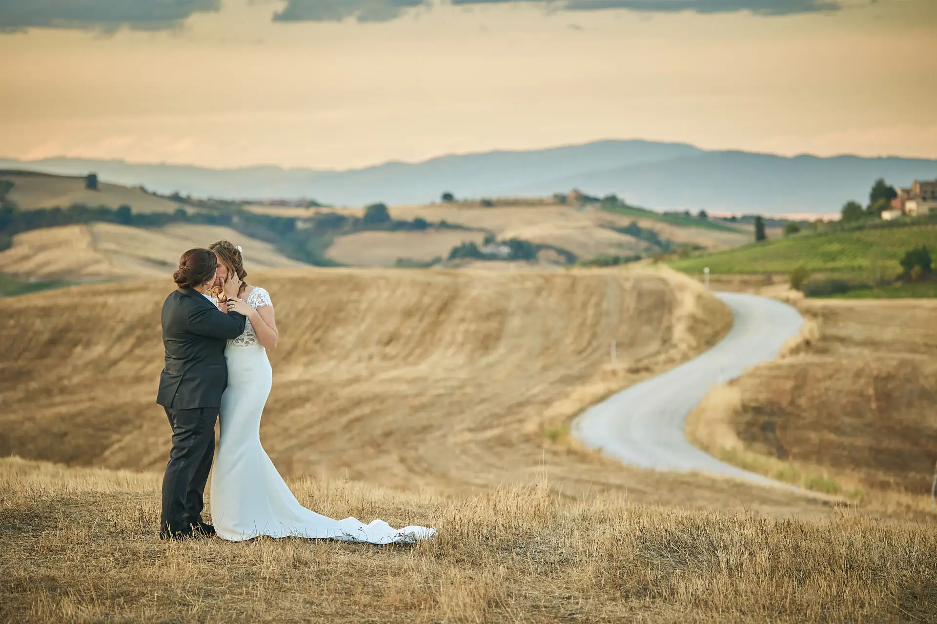 lesbian elopement wedding in italy