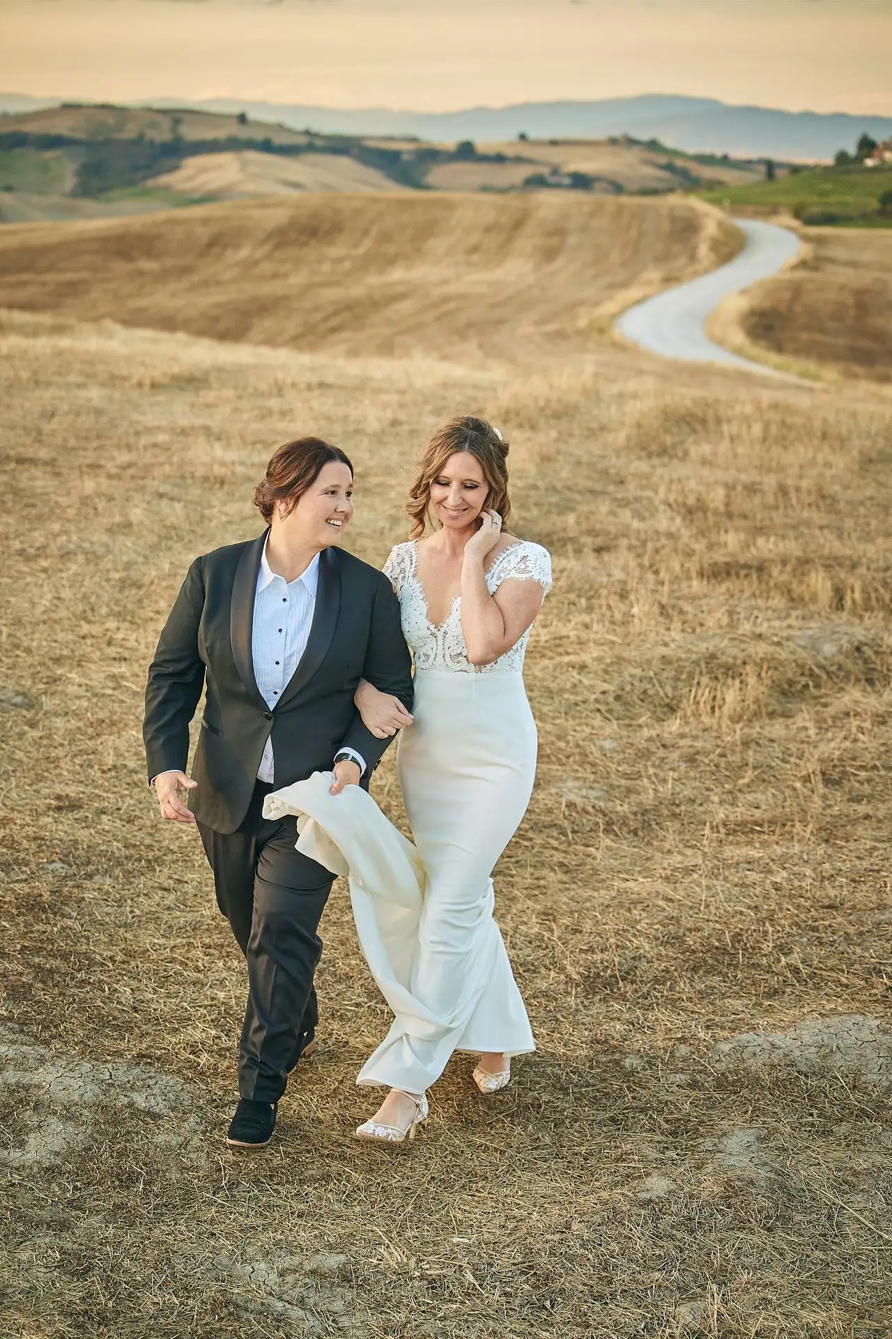lesbian elopement wedding in italy