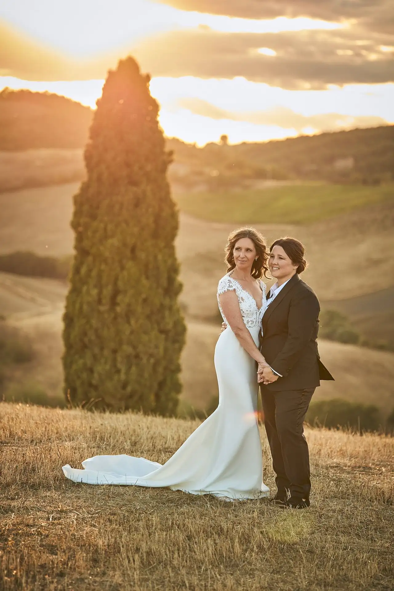 lesbian elopement wedding in italy