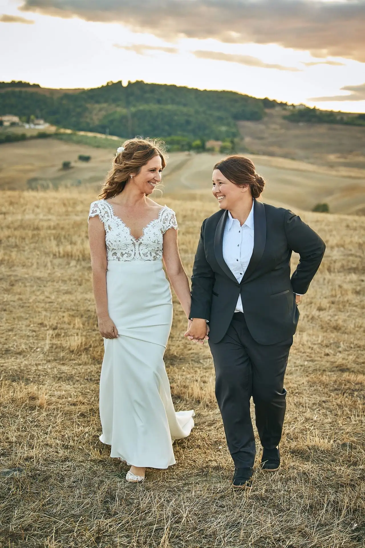 lesbian elopement wedding in italy