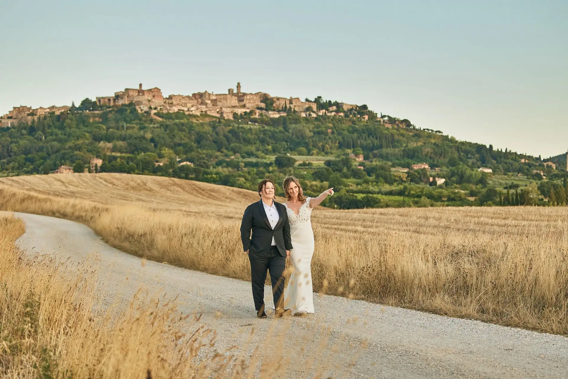 lesbian elopement wedding in italy