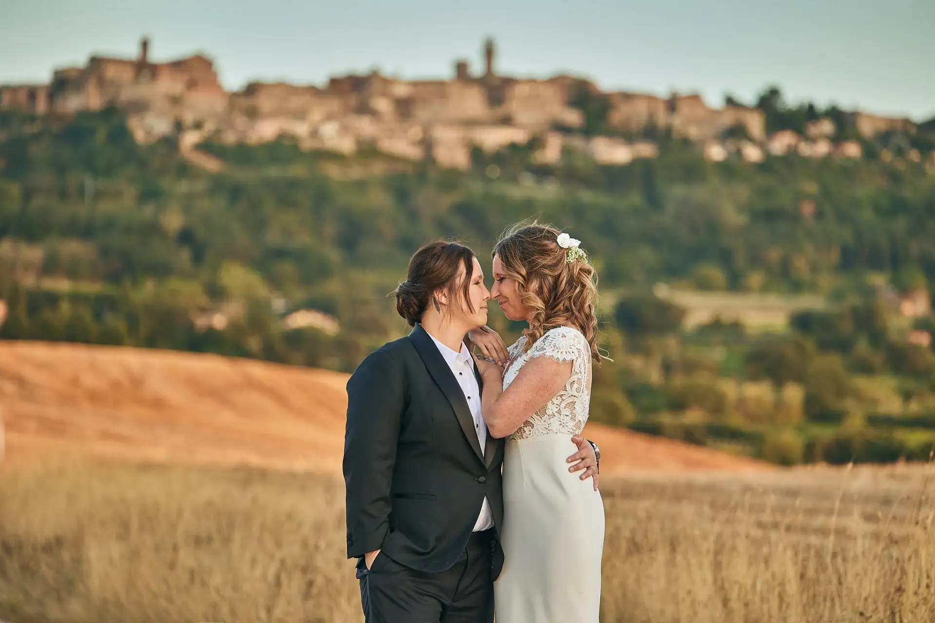lesbian elopement wedding in italy